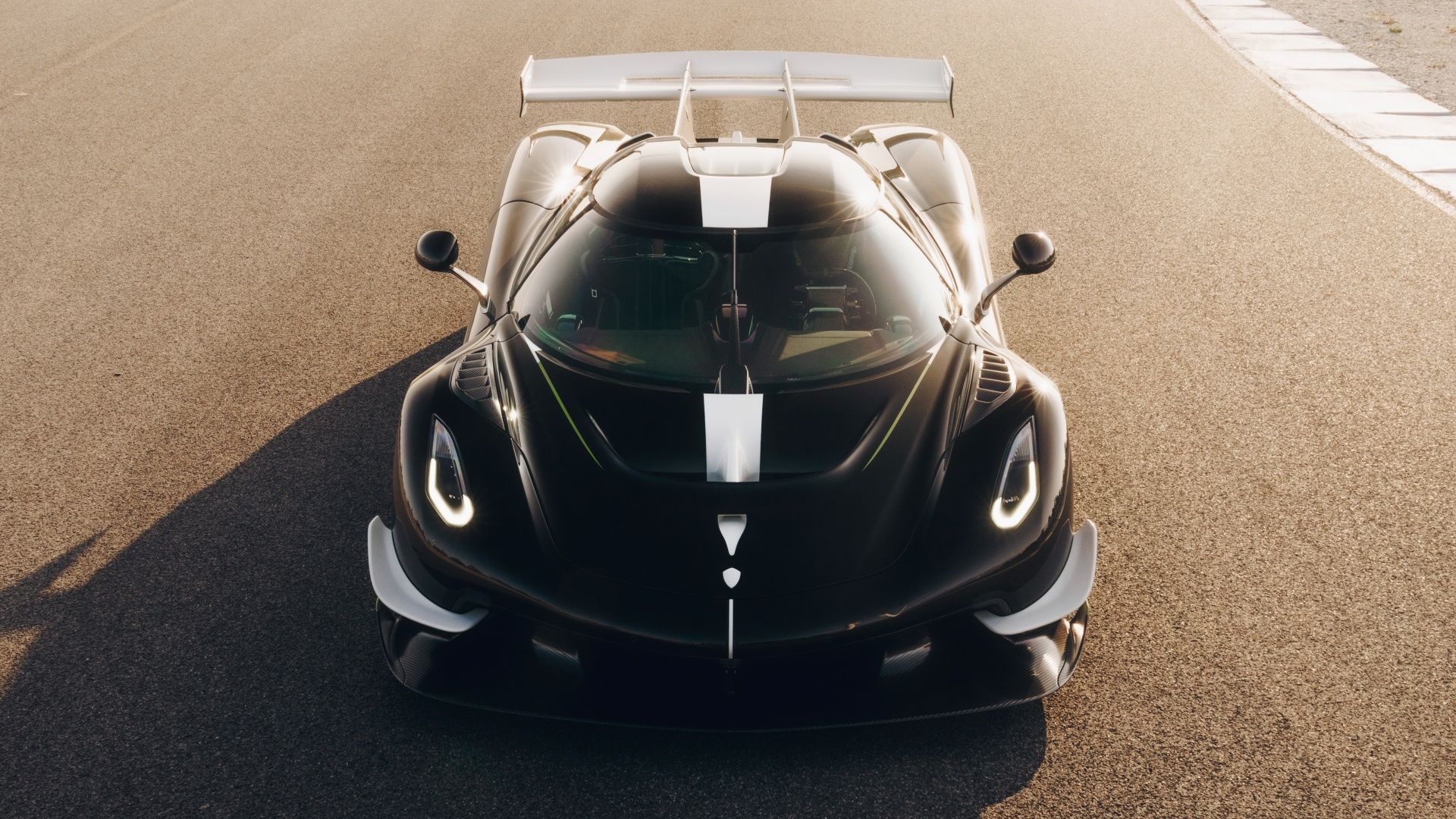 VIDEO: Koenigsegg Sadair’s Spear Hypercar Sets Lap Record Around ...
