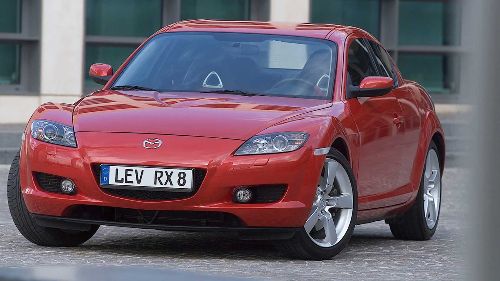 2003 Mazda RX-8 front, three-quarter