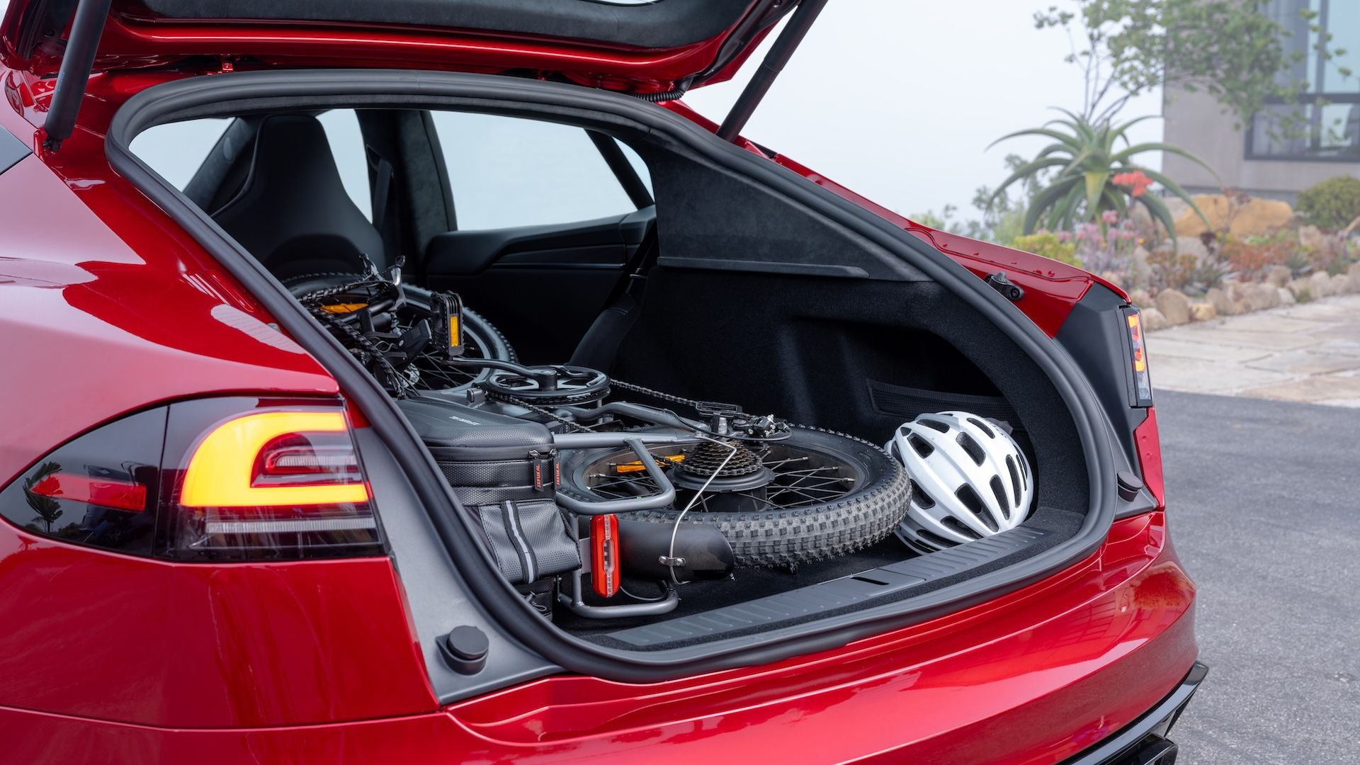 10 Major Differences Between The Old And New Tesla Model S