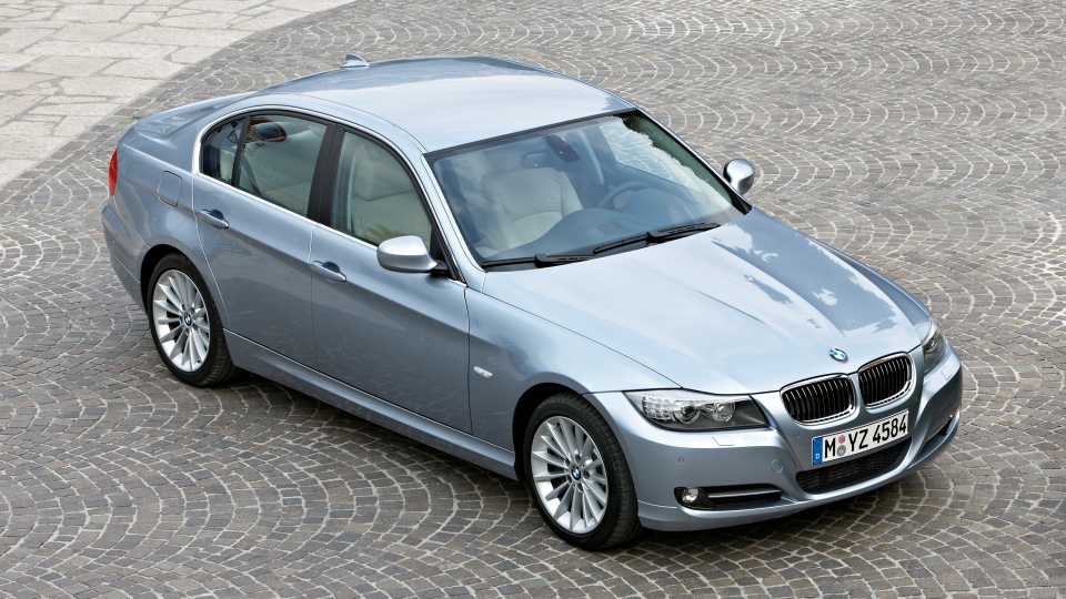 2011 BMW 3 Series Sedan Pricing, Photos & Specs