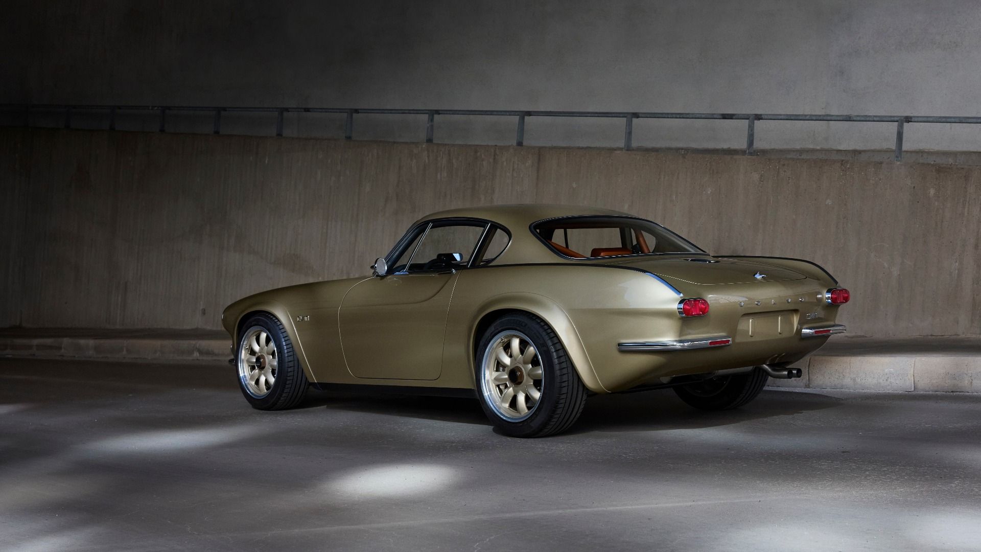 This Volvo P1800 Cyan GT Restomod Has Classic Style With 420 Horsepower