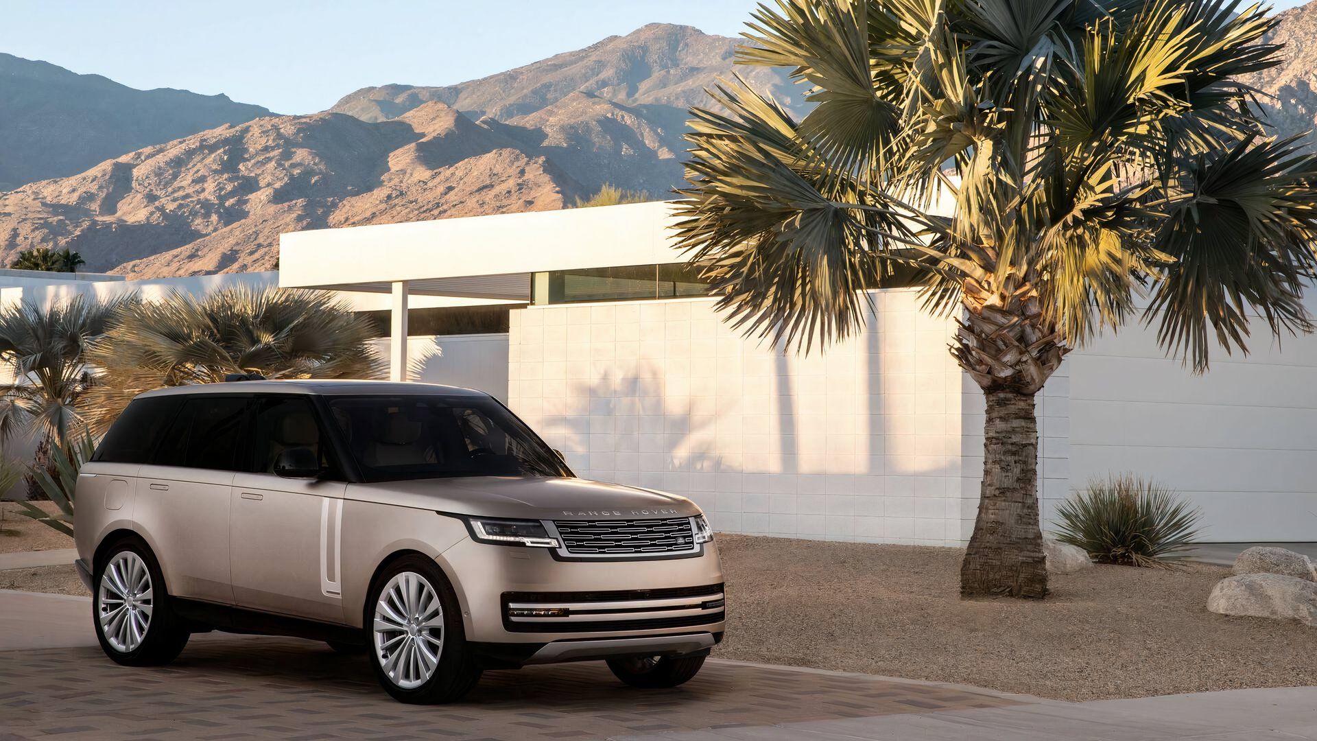2025 Land Rover Range Rover Pricing, Photos & Specs