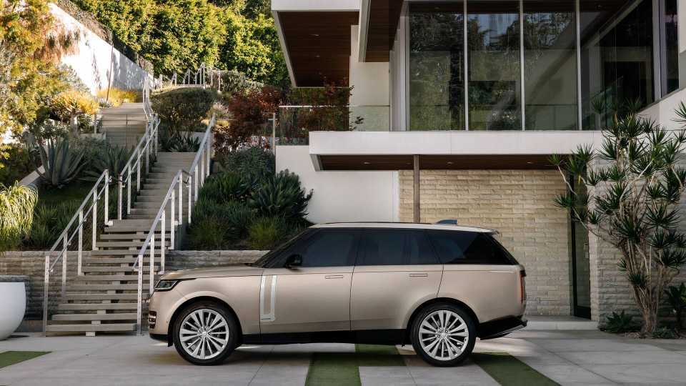 2025 Land Rover Range Rover Rear 2025 Land Rover Range Rover Pricing, Photos & Specs