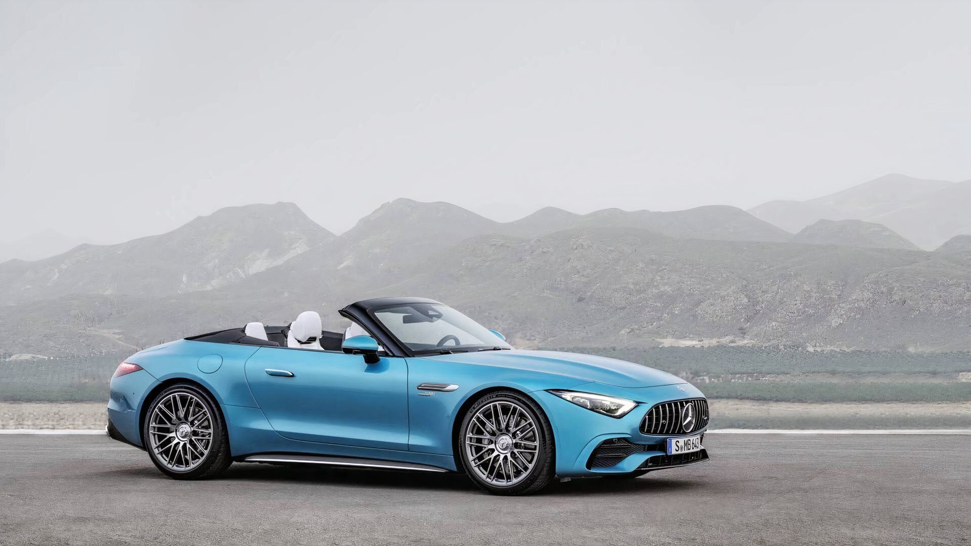2024 Mercedes-AMG SL43 Pricing, Photos & Specs