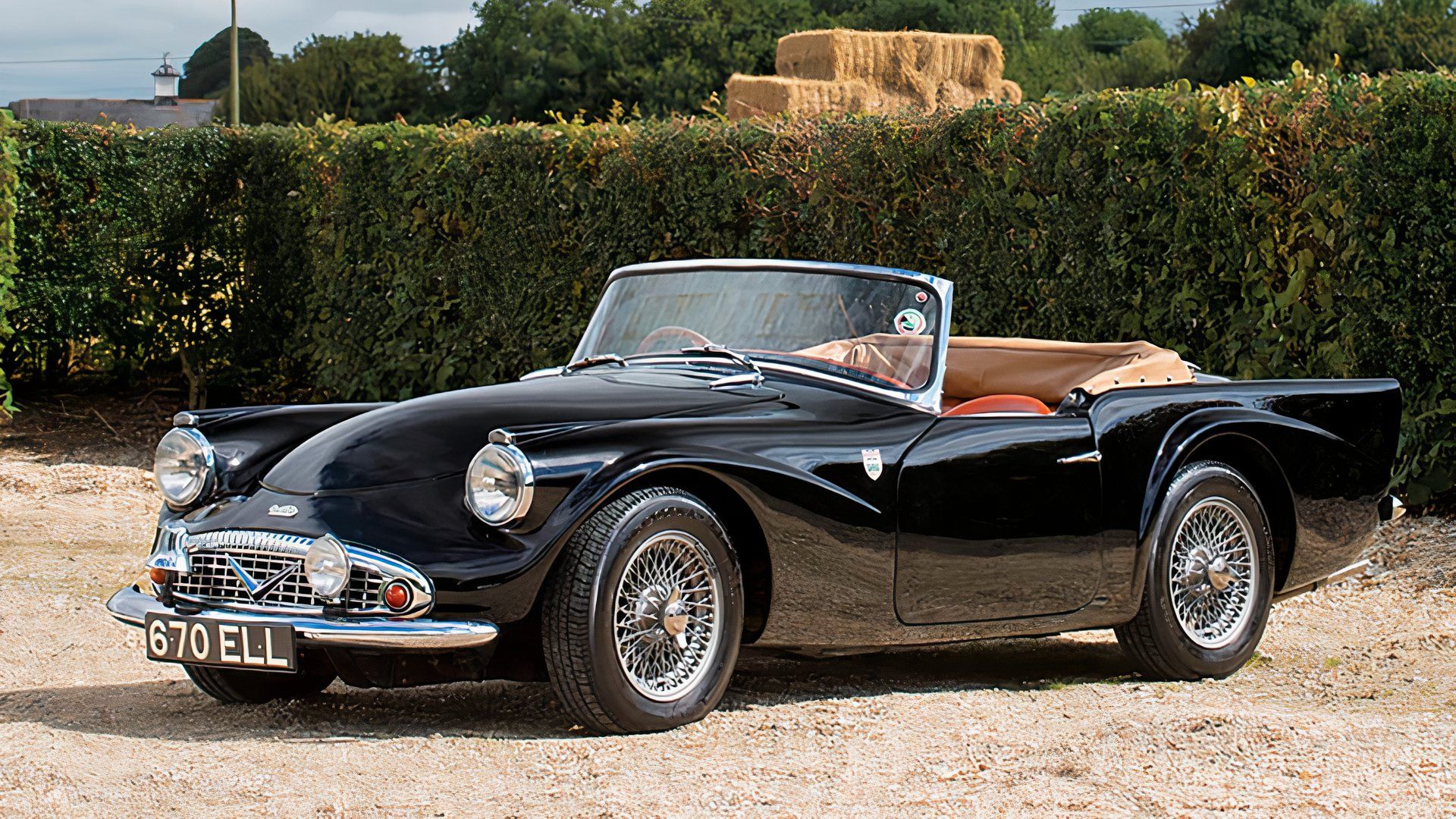 The Daimler SP250 Became A Police Car For Chasing Down Motorcycles