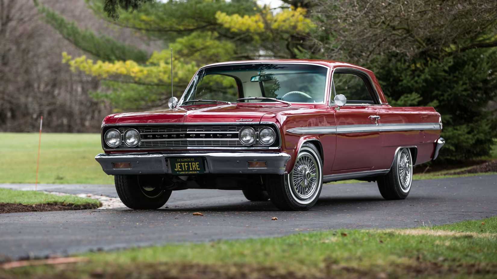 1963 oldsmobile jetfire front