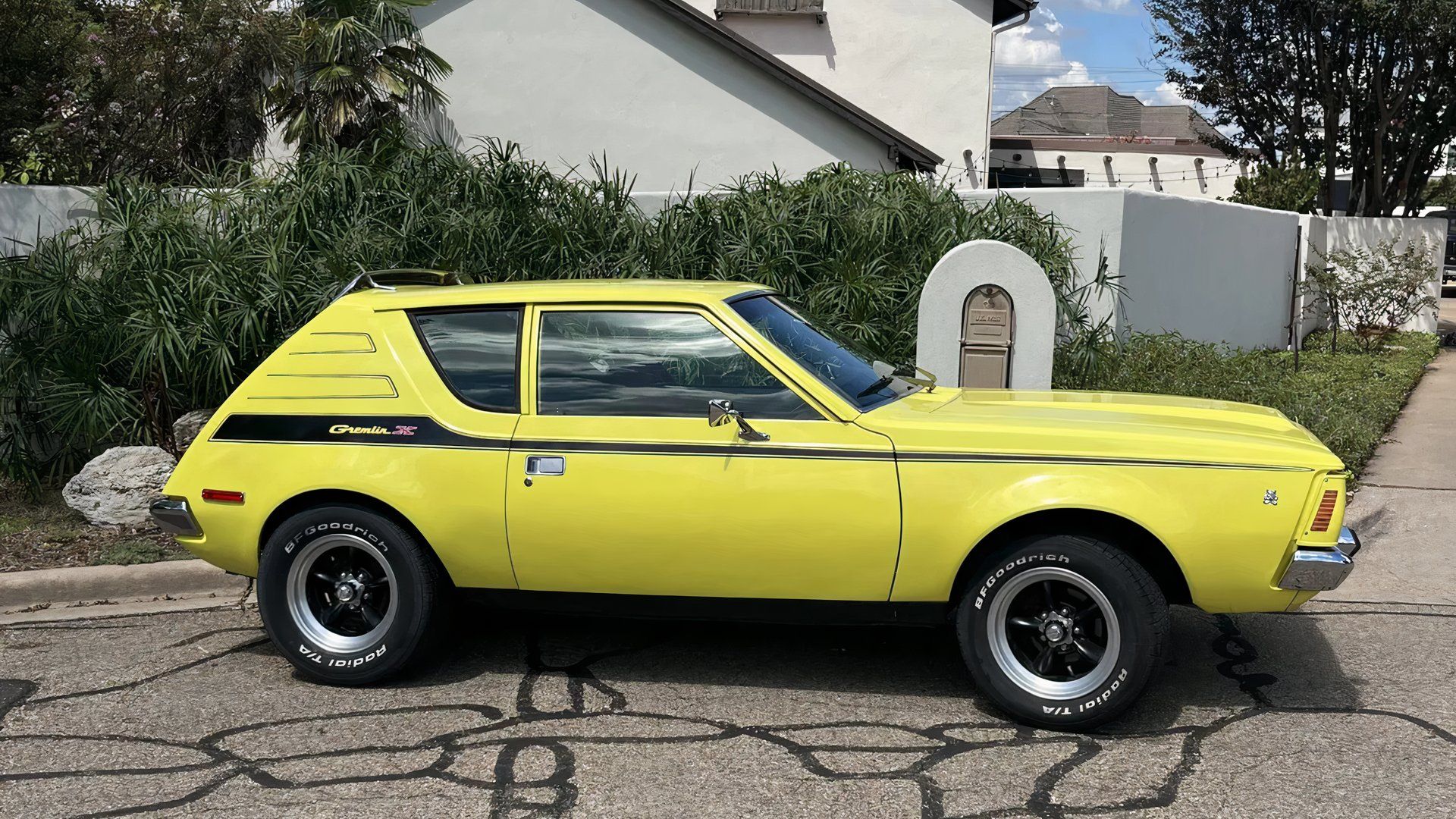 This V8-Powered Subcompact Effectively Invented The Hot Hatch Segment