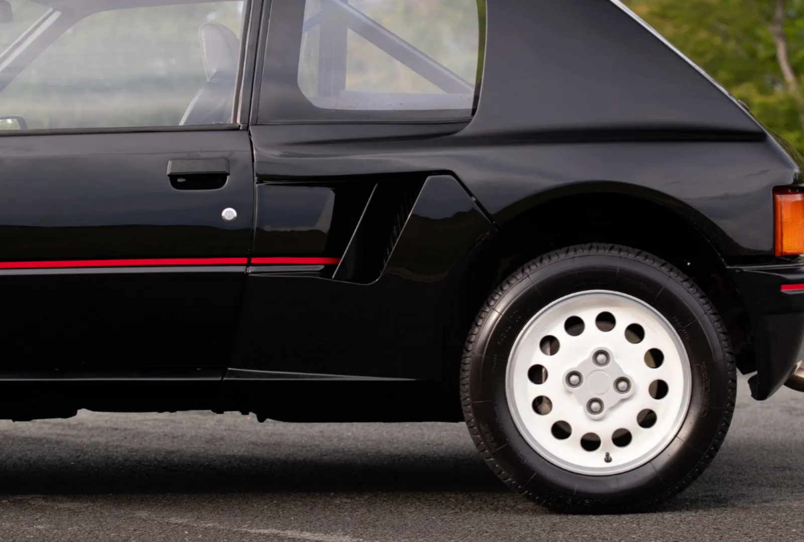 1985-peugeot-206-turbo-16-13. 