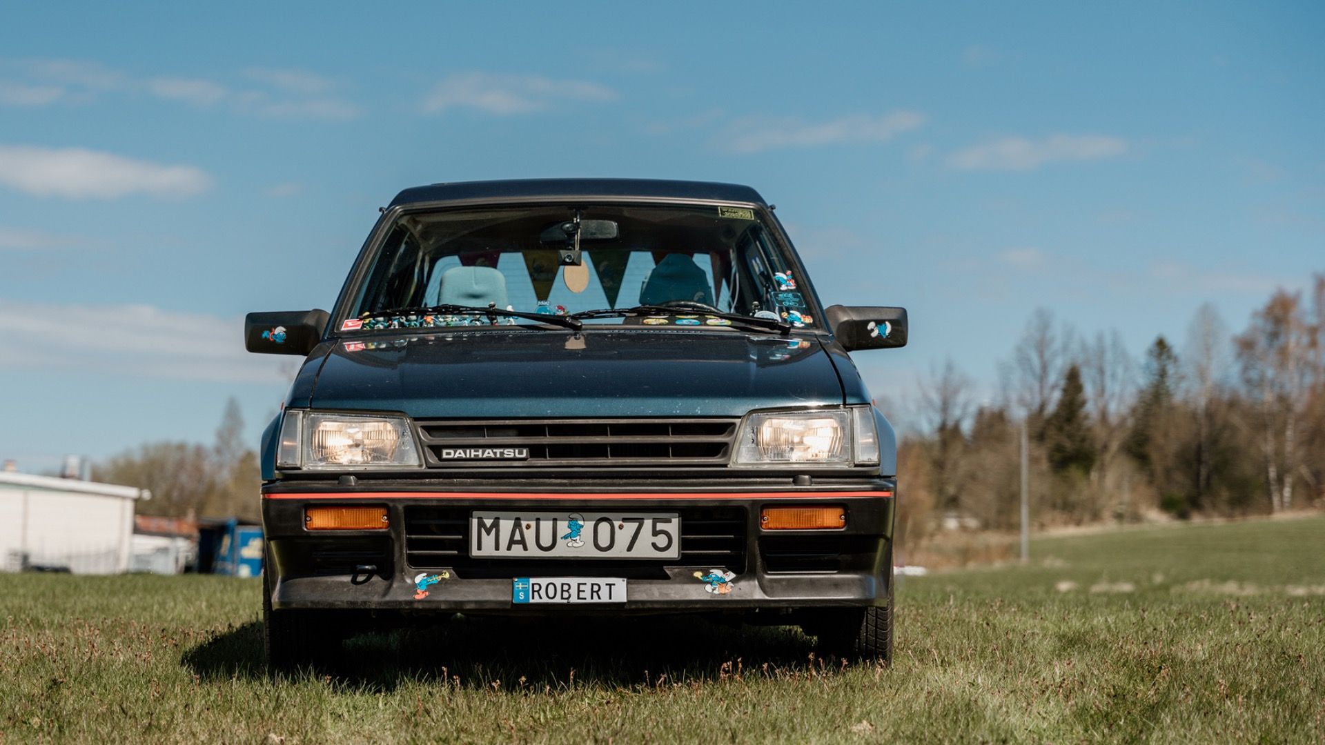 The Forgotten Hot Hatch: Daihatsu Charade GTti Breaks 100 HP Per Liter ...