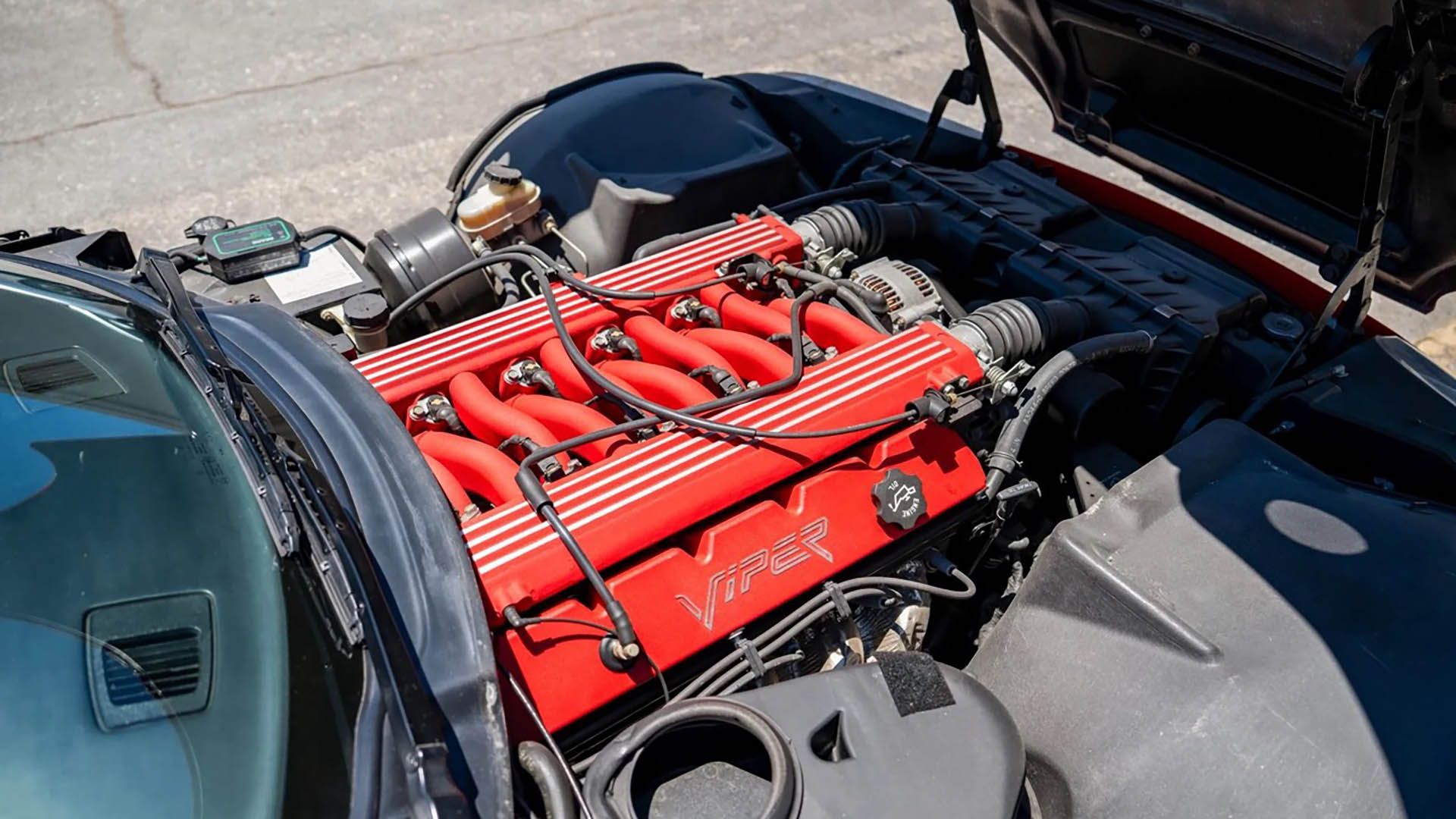 Every Generation of The Dodge Viper And What To Pay
