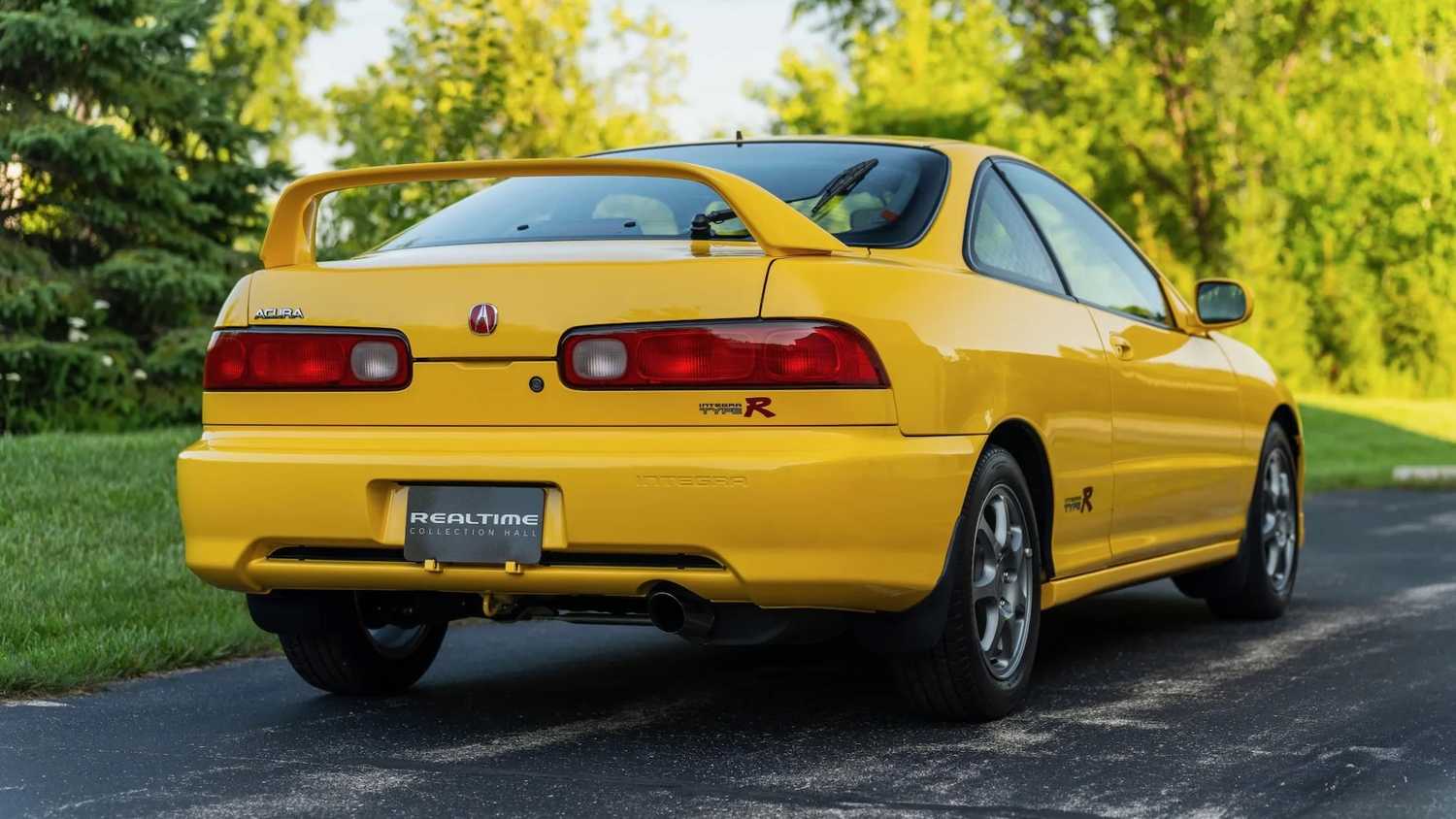 Acura Integra Type R Reliability An Acura Integra Type R Just Went For $200,000 At Auction