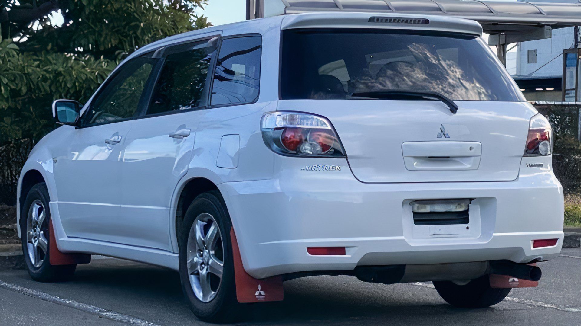 Mitsubishi Airtrek Turbo R: The High-Performance Crossover SUV with ...