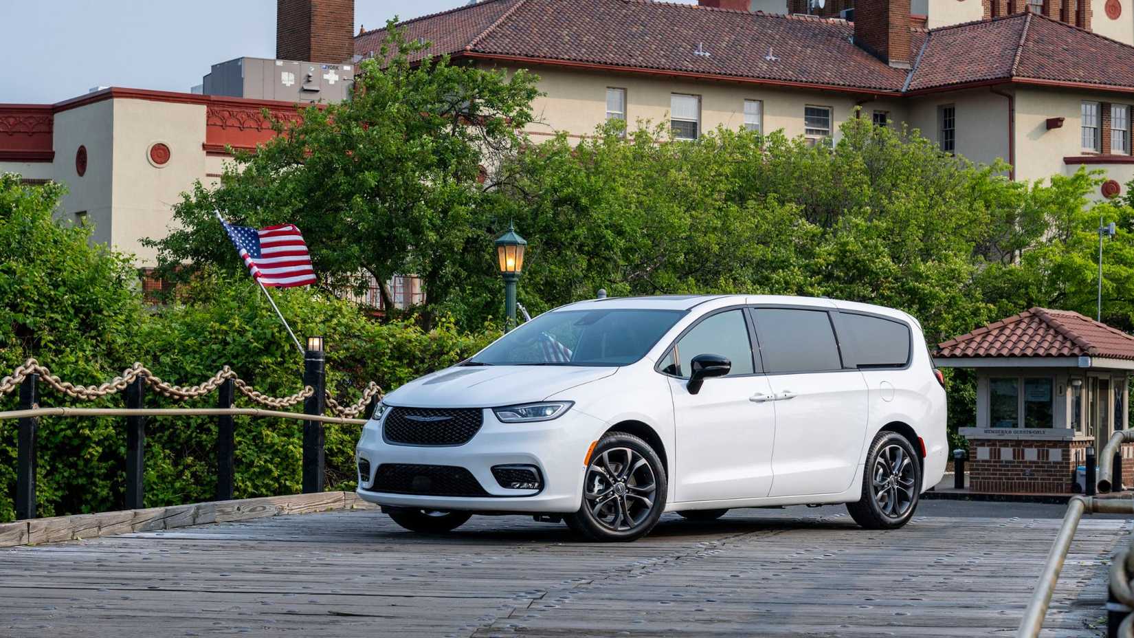 Minivan Cars Types The Quirky Japanese Minivans That Came Before The Toyota Sienna