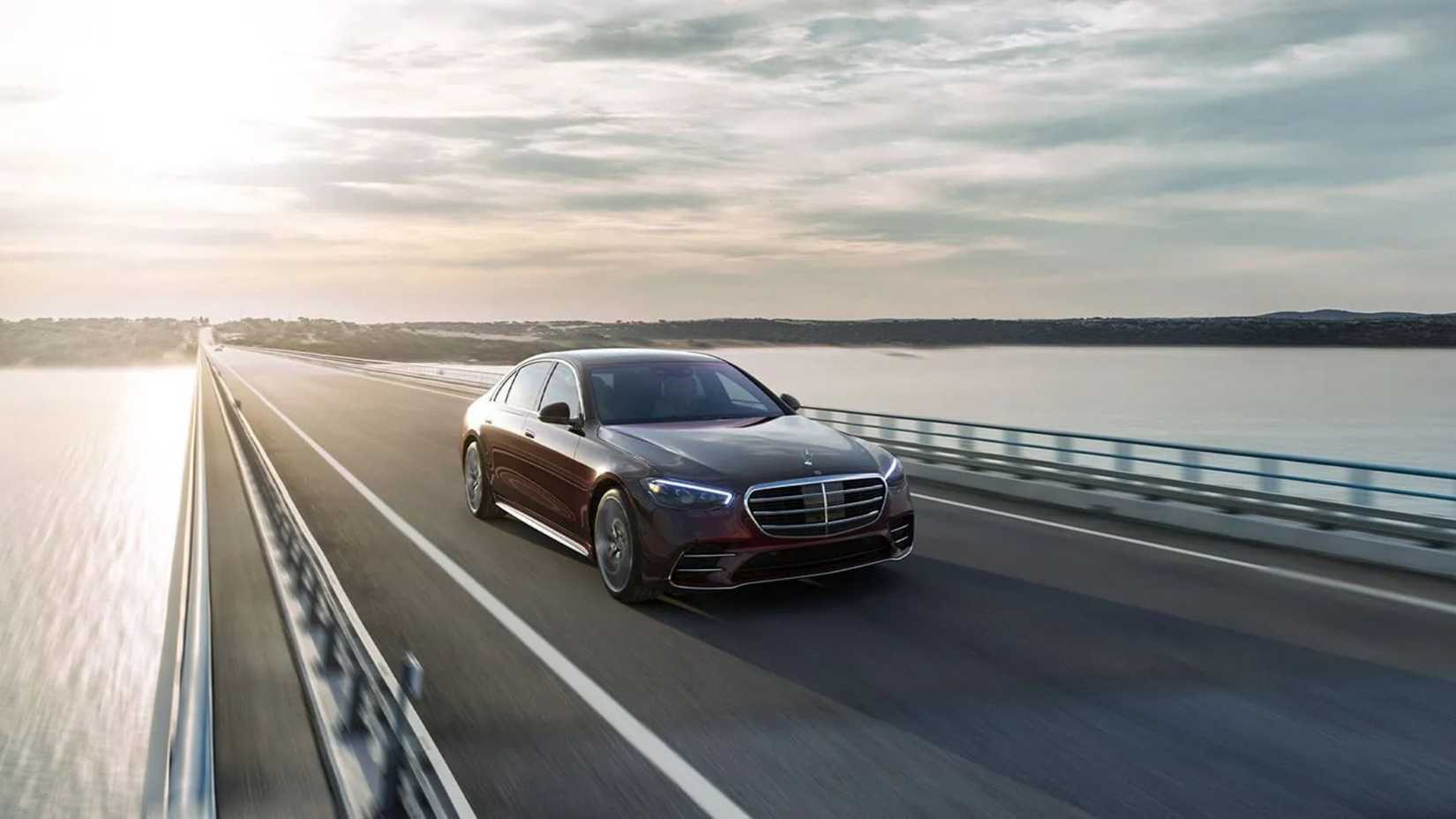 You Can Now Buy Rolls-Royce's Flagship Sedan For Less Than The Price Of ...