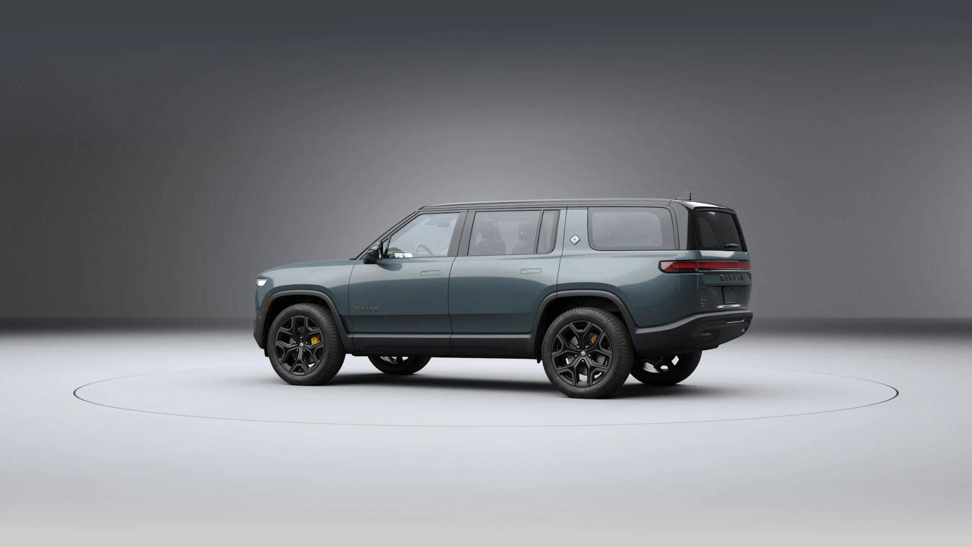 Groveland Rivian 2026 Rivian R1S SUV Exterior Photos