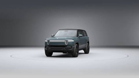 2026 Rivian R1S SUV Pricing, Photos & Specs