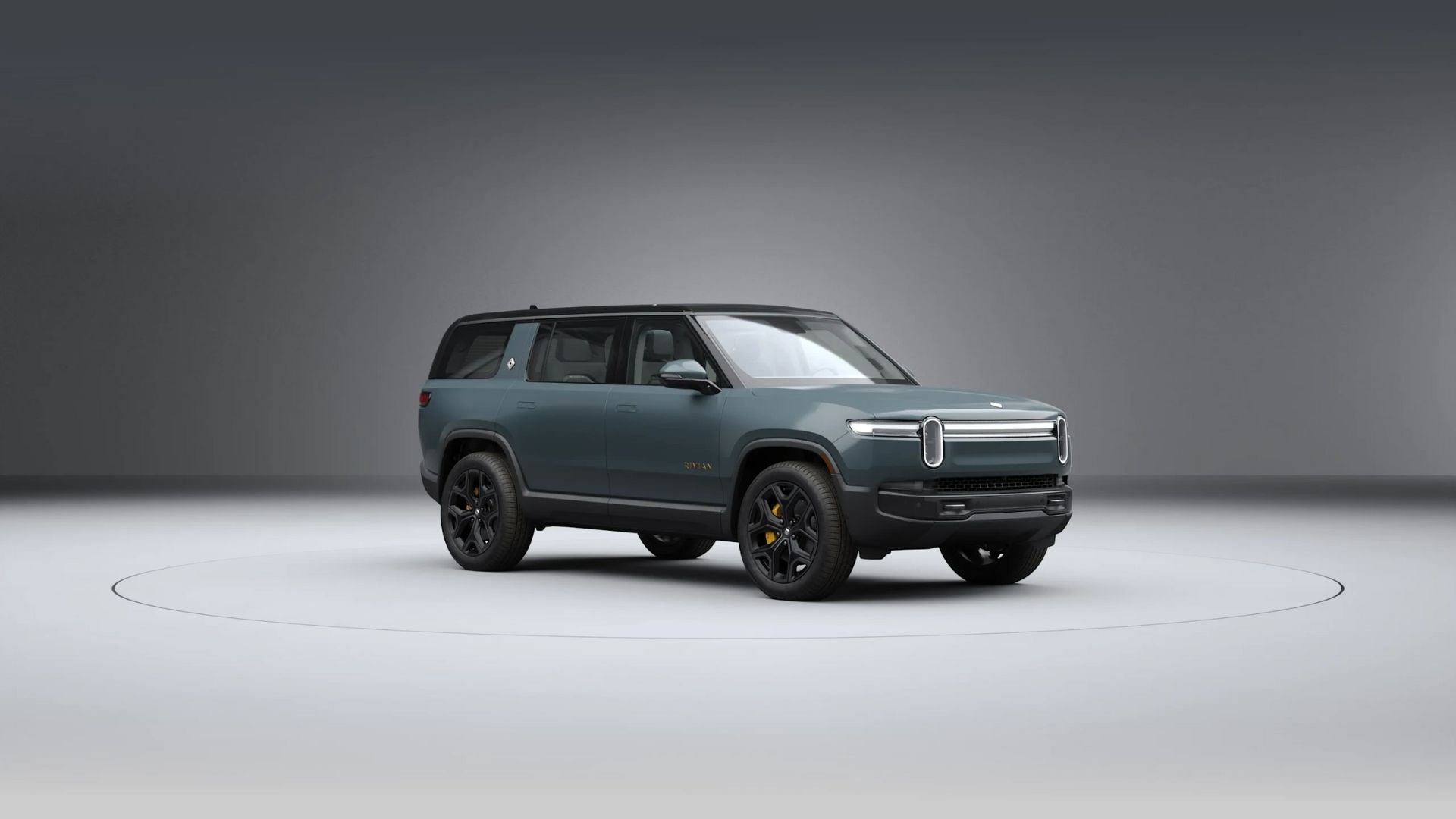 2025 Rivian R1S SUV Exterior Photos