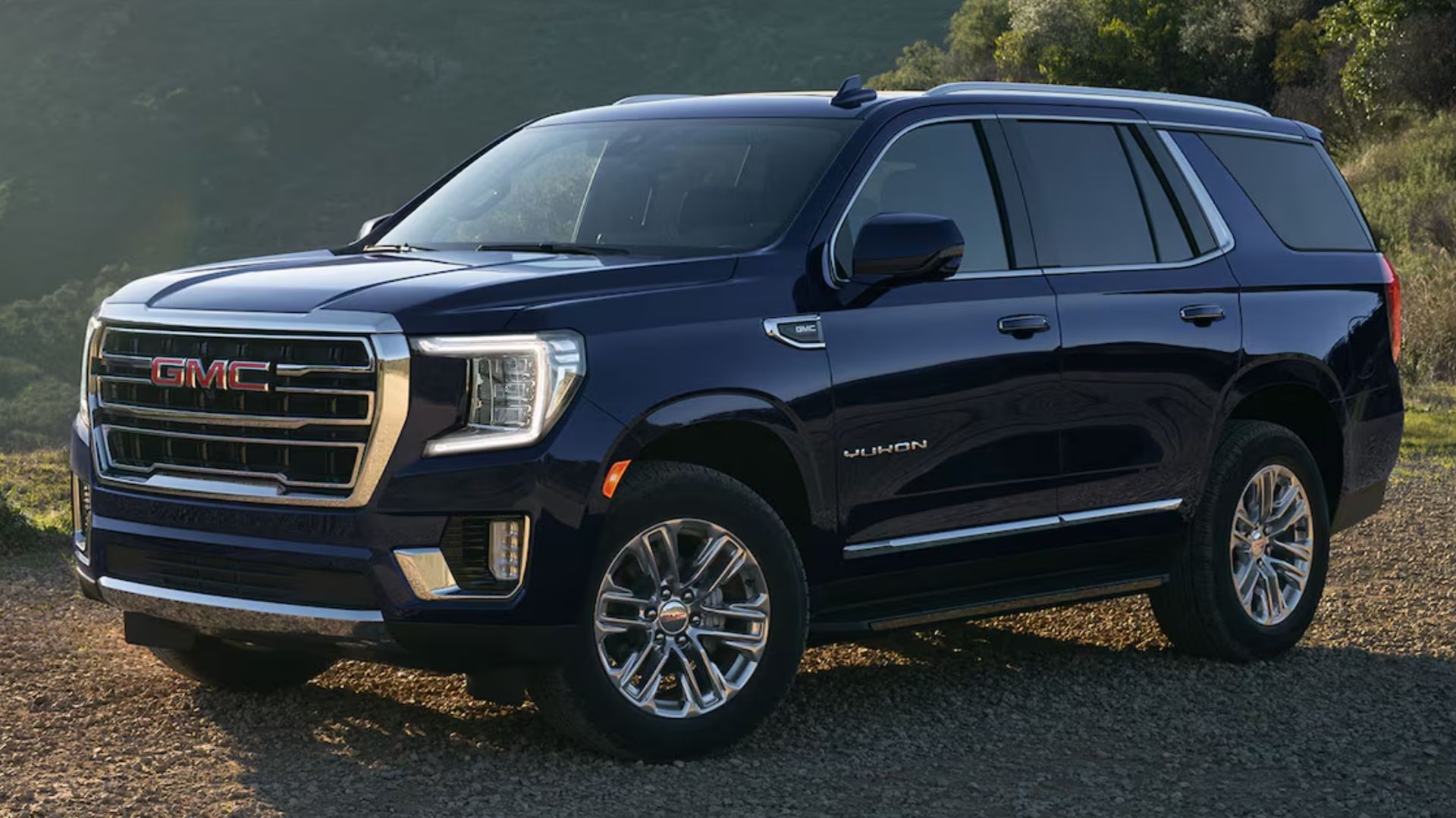 Yukon SLT vs. Denali: Which GMC SUV Is Best