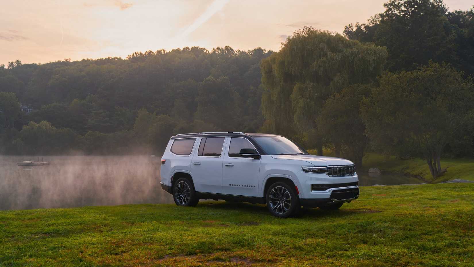 2025 Jeep Grand Wagoneer parked outdoors