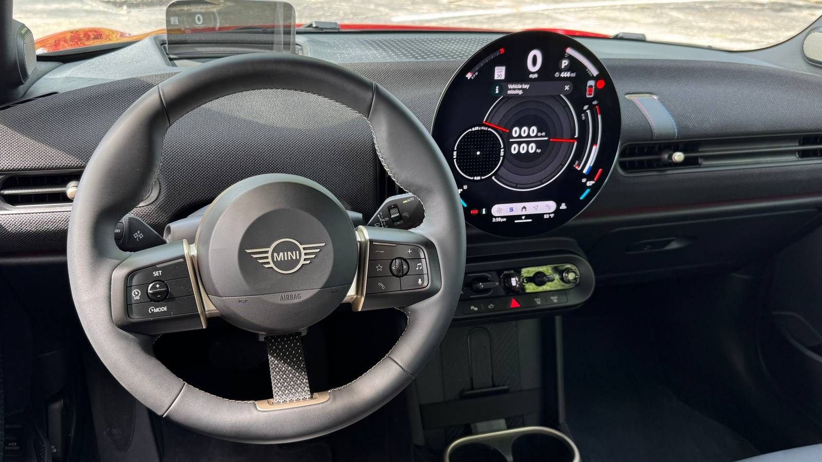 Mini Cooper's Infotainment: Love It or Hate It?