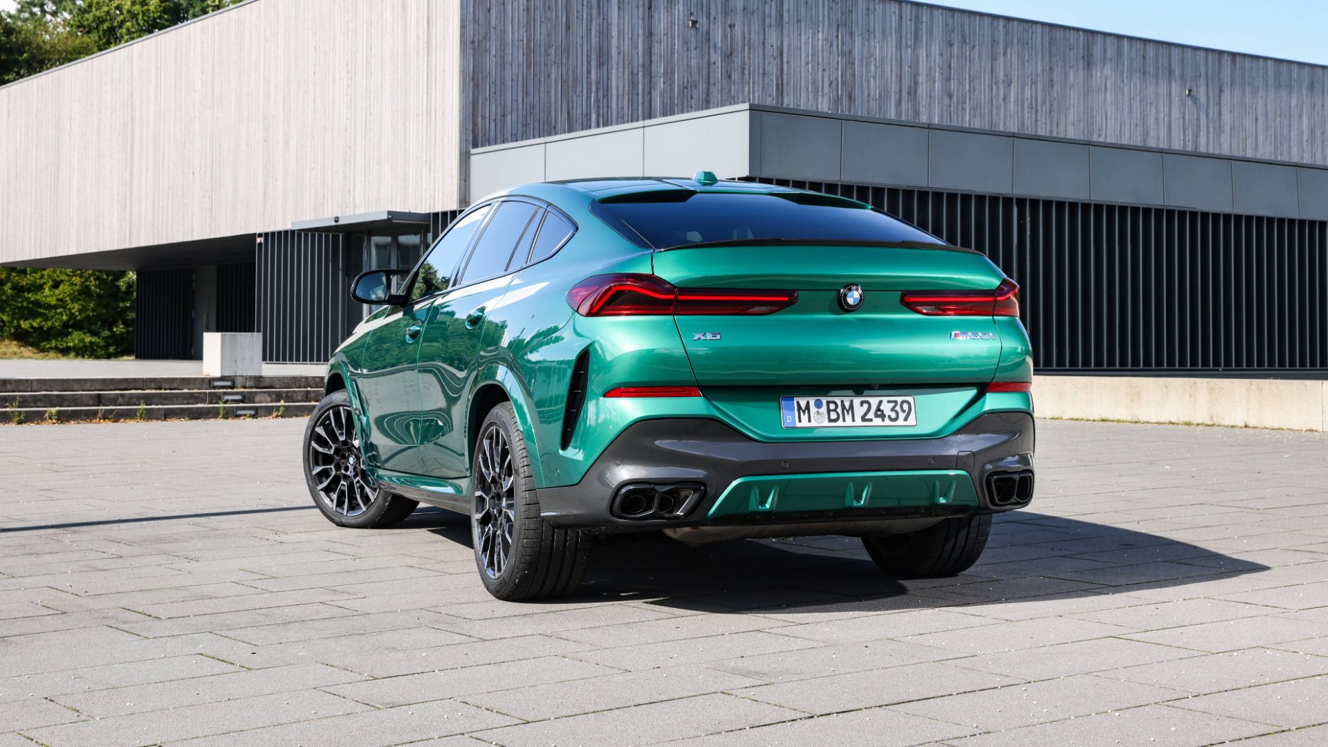 2026-bmw-x6-pricing-photos-specs