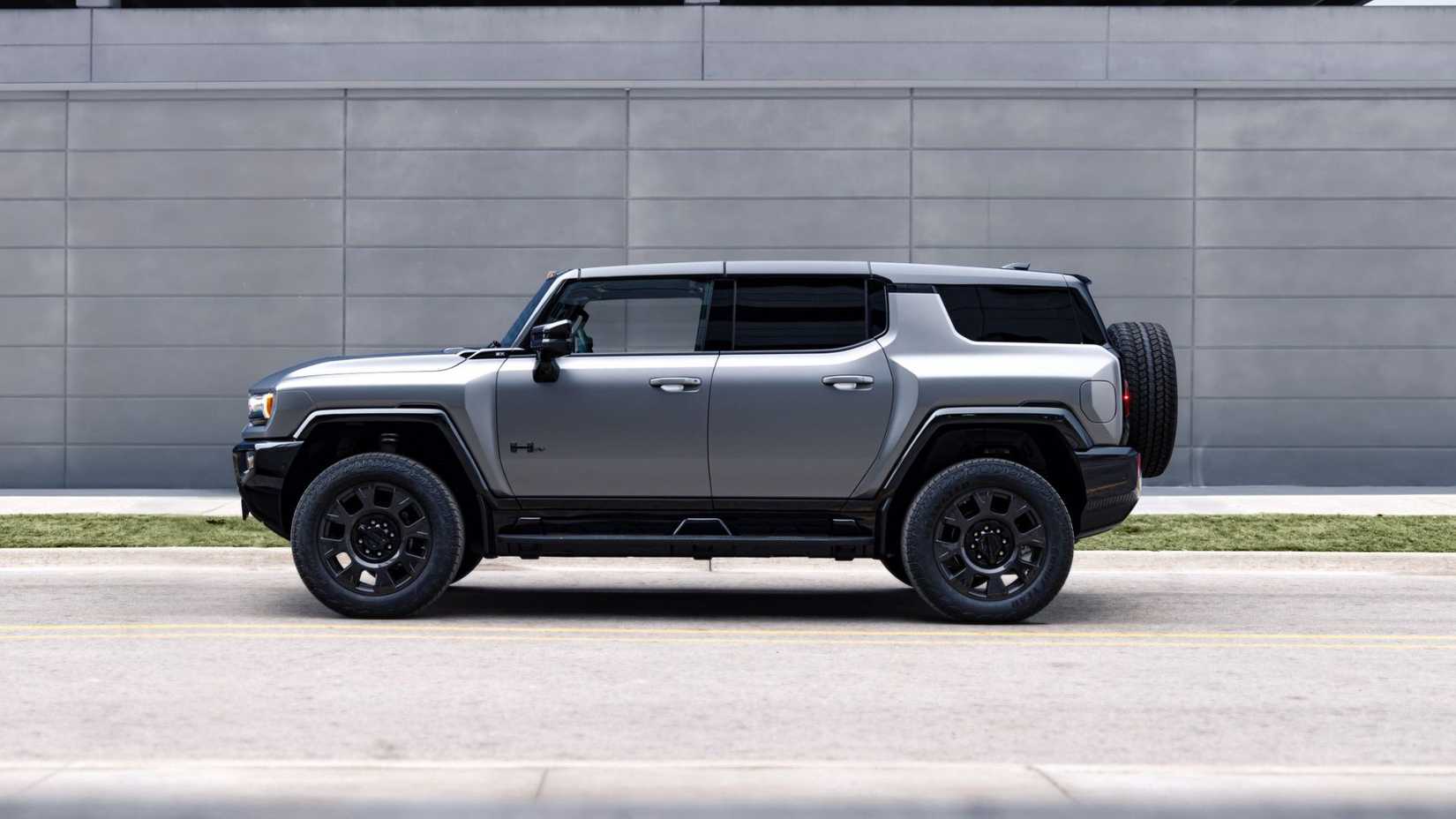 The GMC Hummer's Crab Walk Is Cool – But Is It Useful?