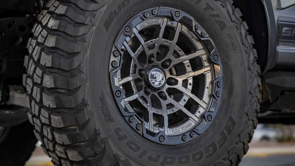 2024 Ford F-150 Raptor Pricing, Photos & Specs