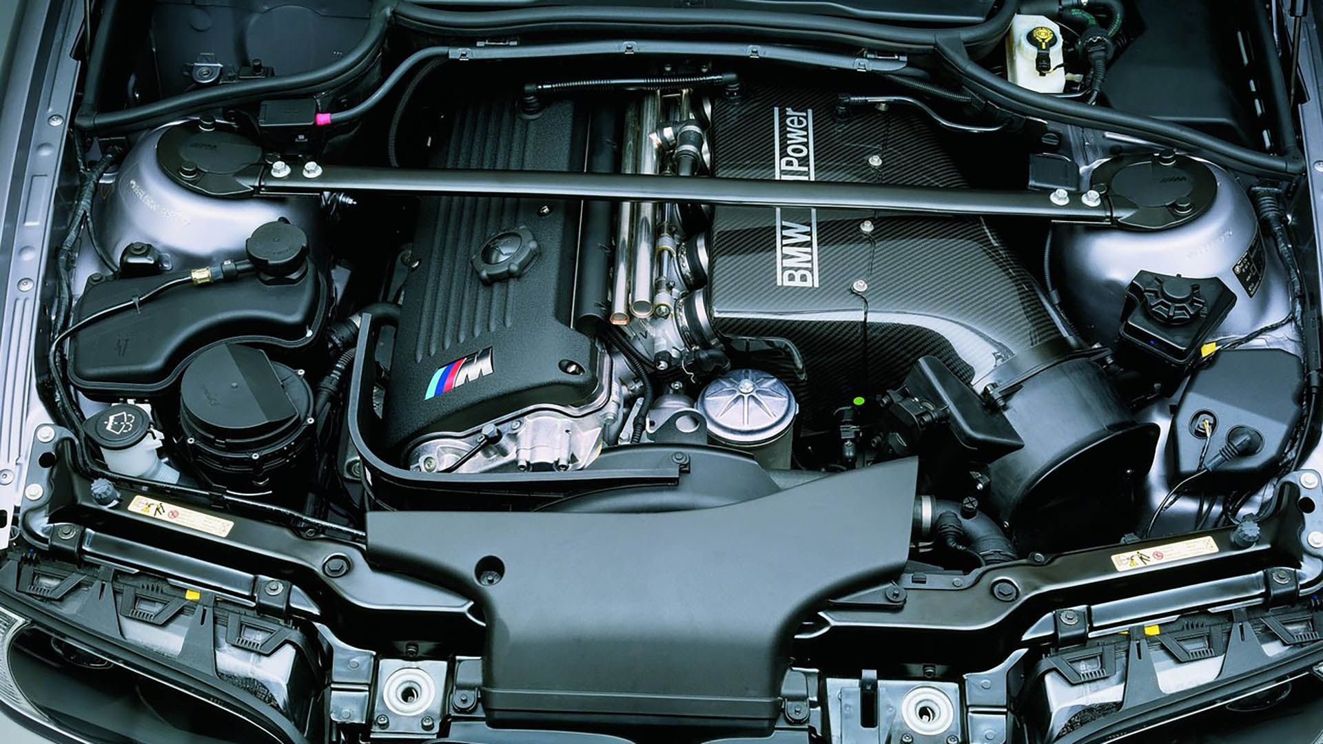 Mały silnik, wielka moc: jak BMW wycisnęło 360 KM z wolnossącej rzędowej szóstki o pojemności 3,2 litra?