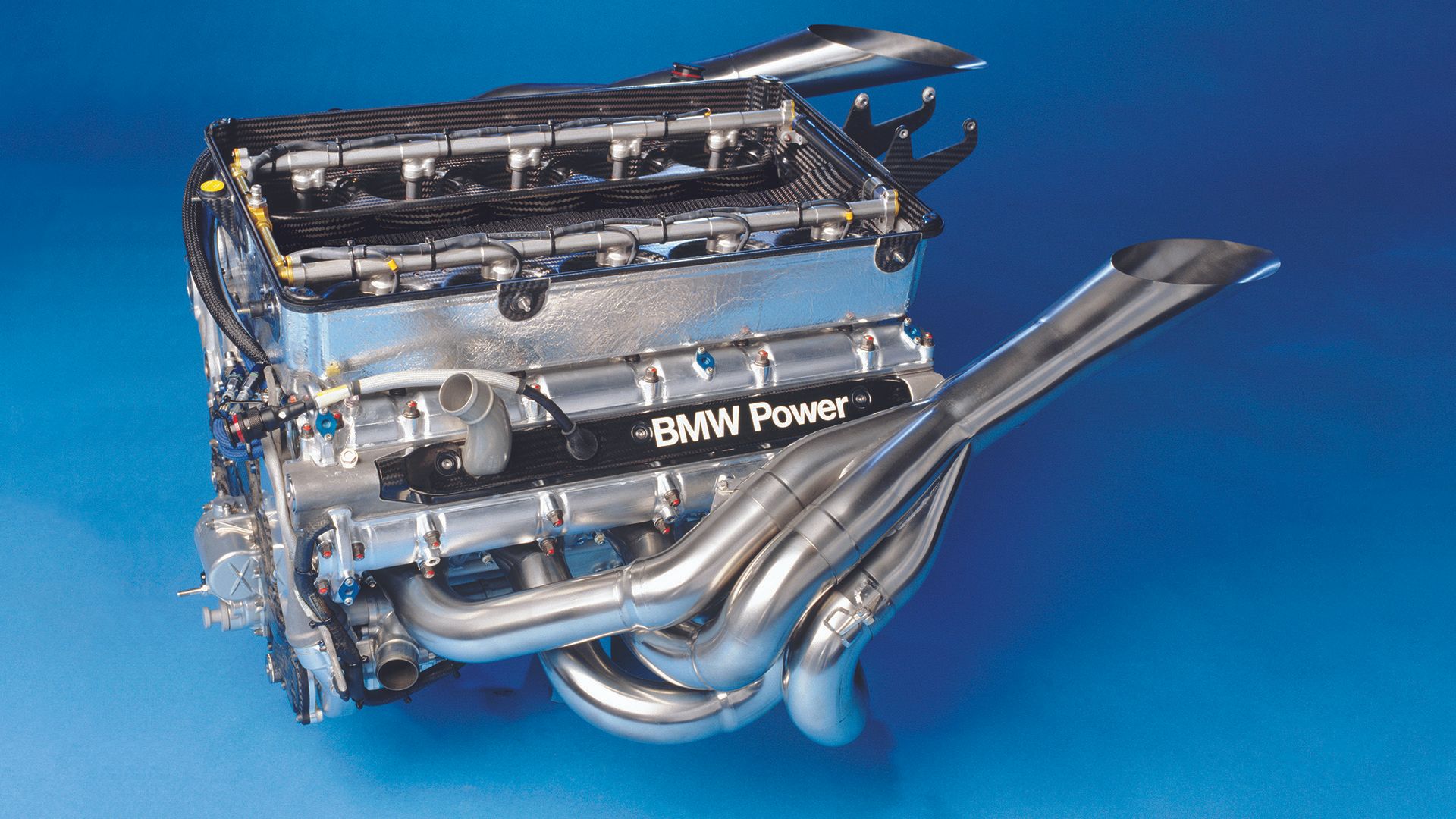 This BMW V10 Engine Teardown Video Shows Why Maintenance Matters