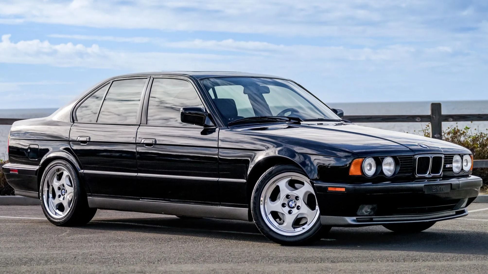These Are The 10 Best 1990s Car Wheel Designs