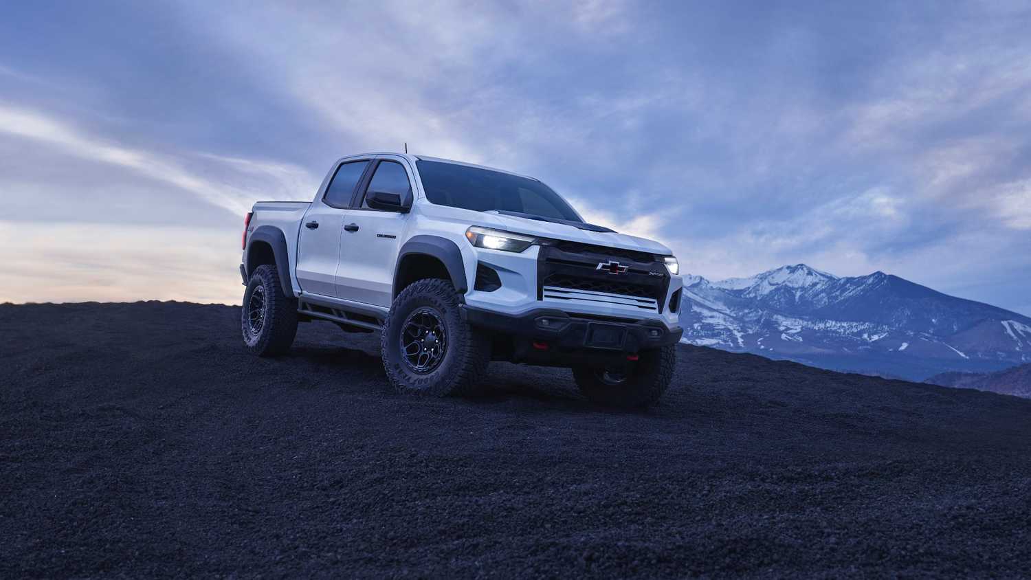 Mini Raptor Colorado Ranger Raptor vs. Colorado ZR2: Go-Faster Trucks Compared