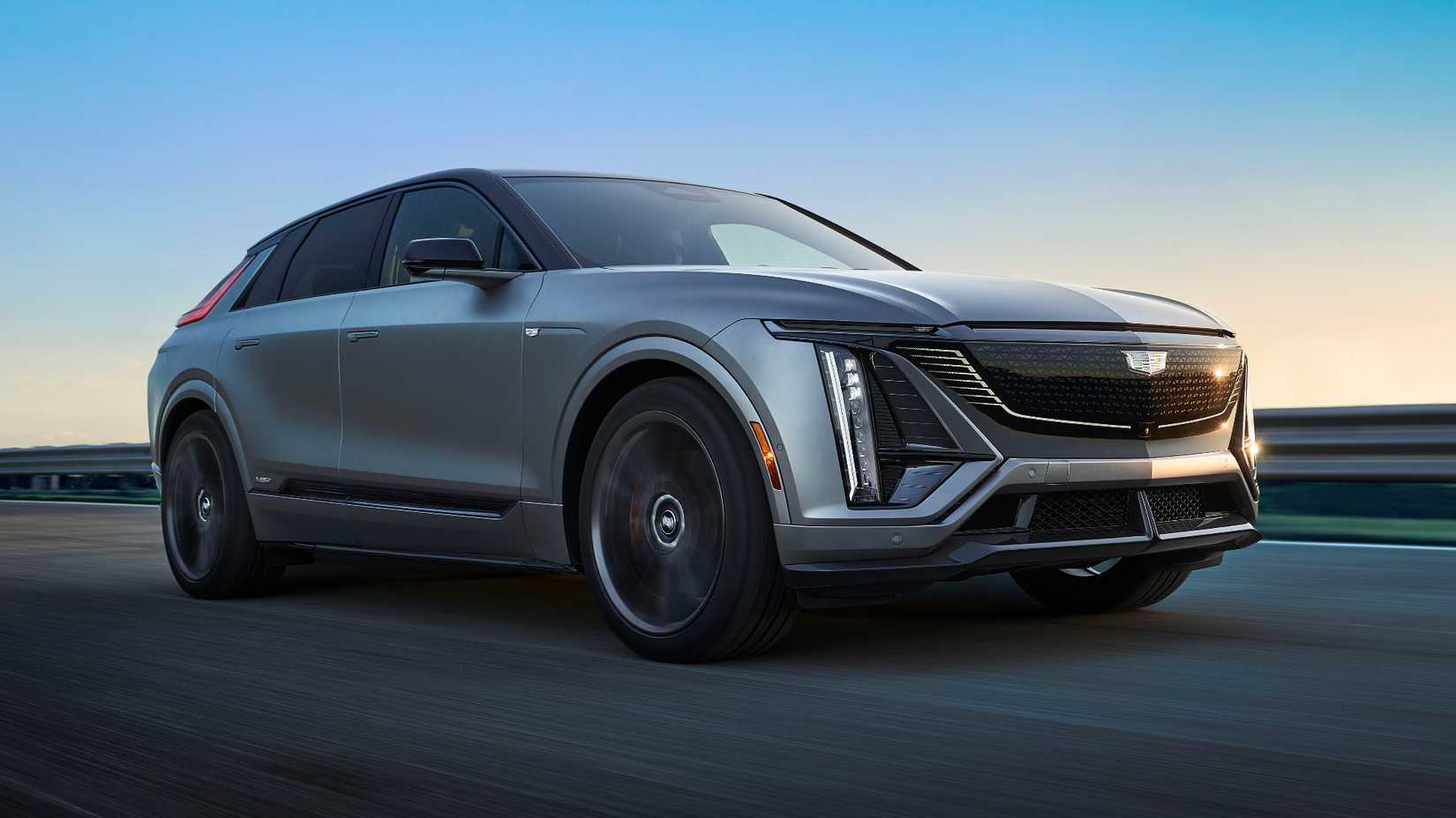 2026 Cadillac Lyriq-V front three-quarter