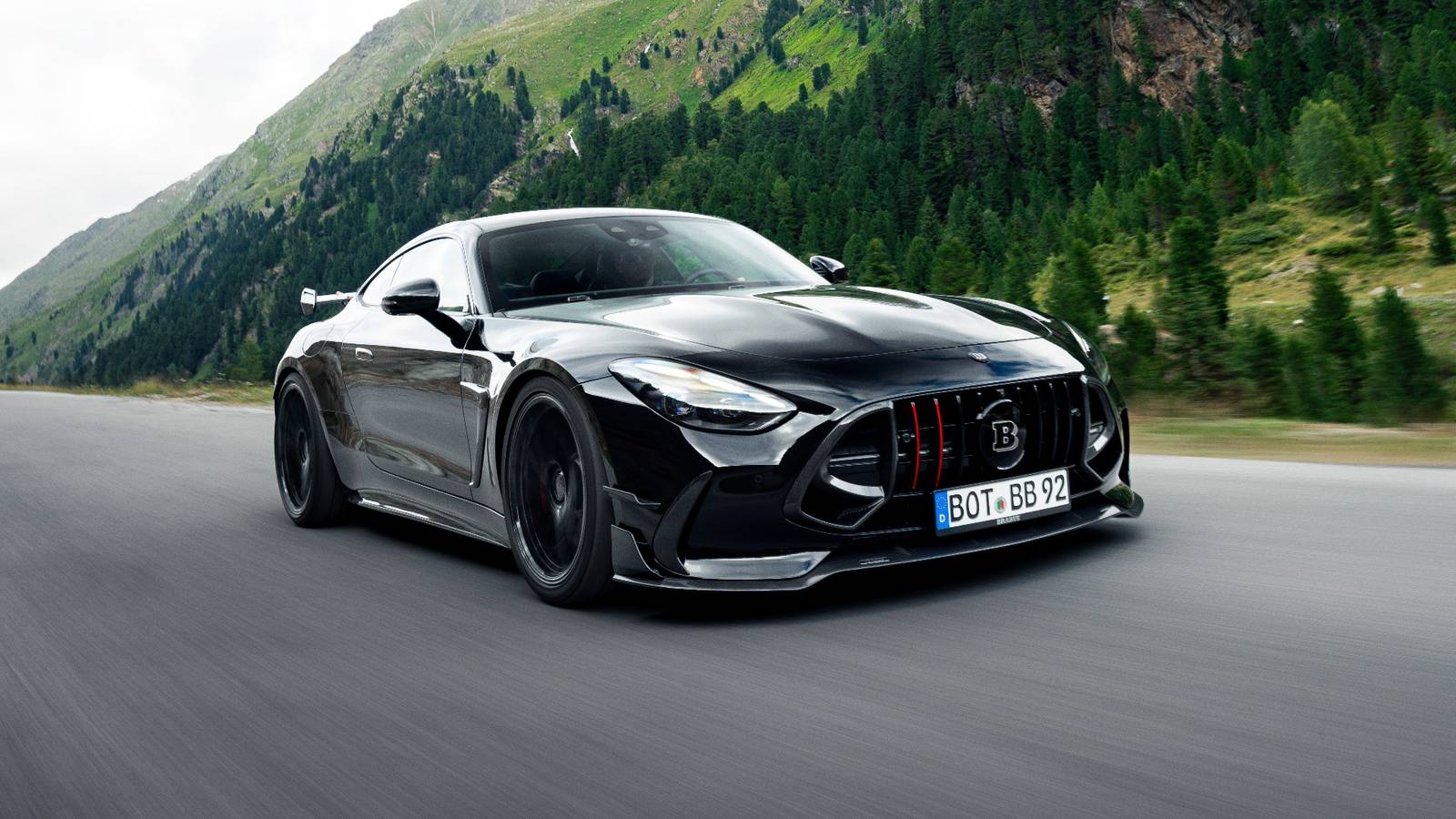 Brabus 1000 Revealed As A Crazy Torque-y Coupe