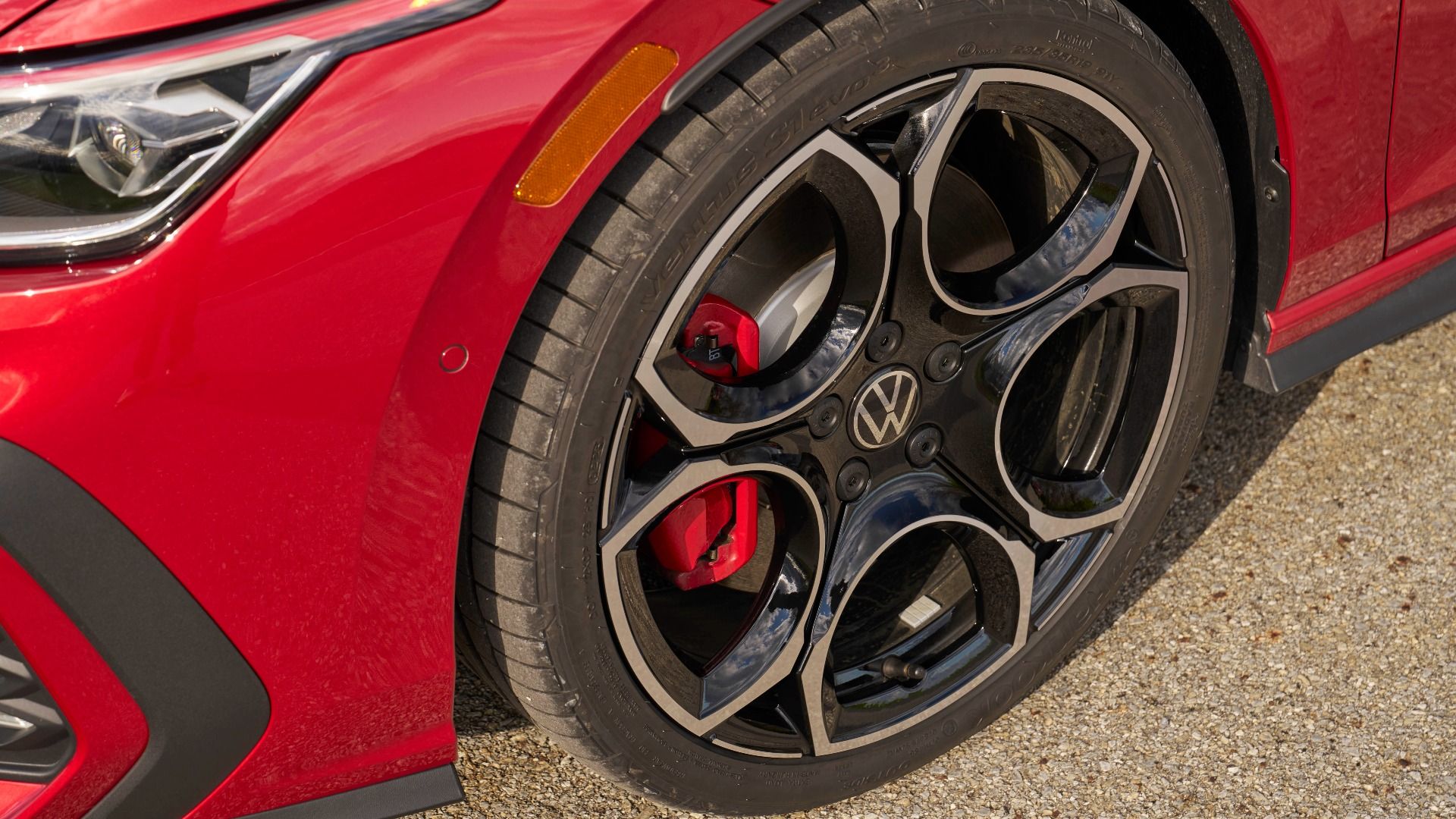 VW Patents Control System To Make Manual Transmissions Comply With Emissions