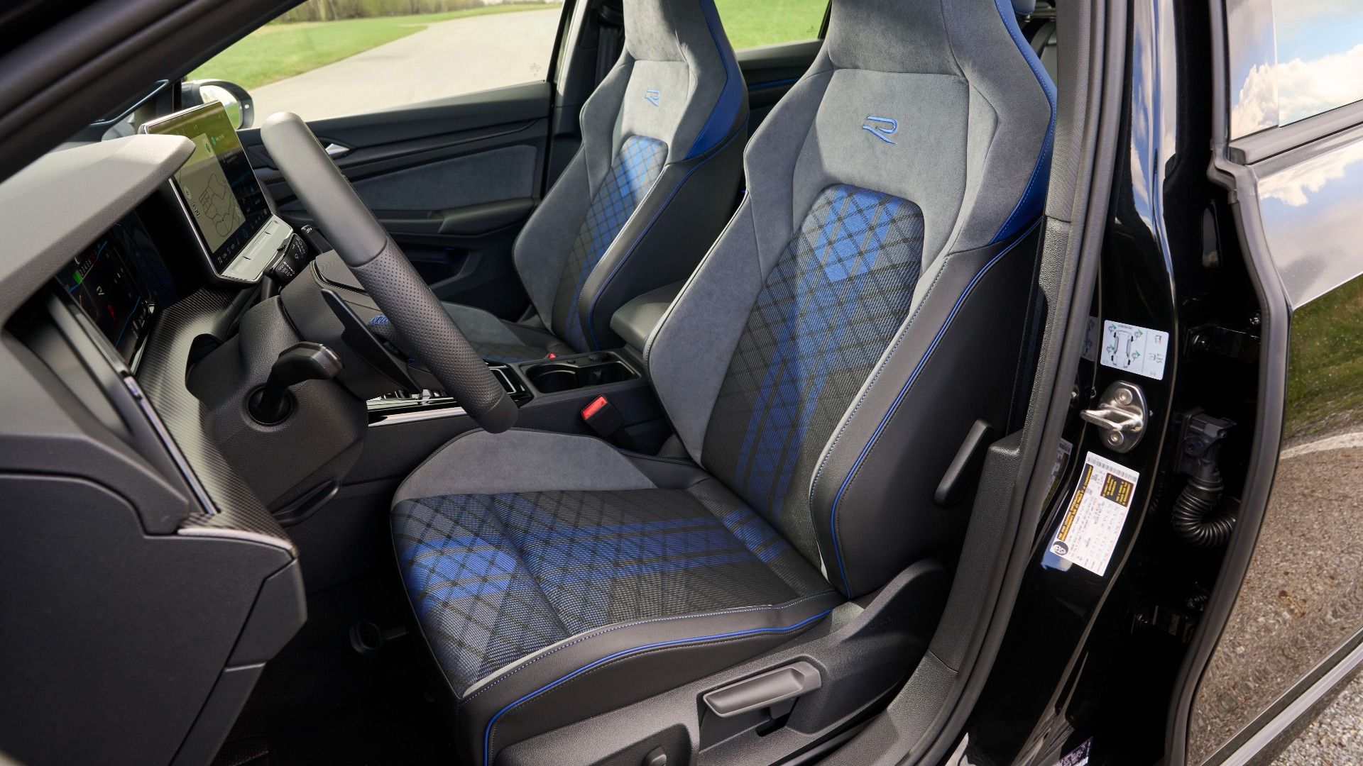 Golf R vs GTI: Volkswagens Hot Hatches Compared