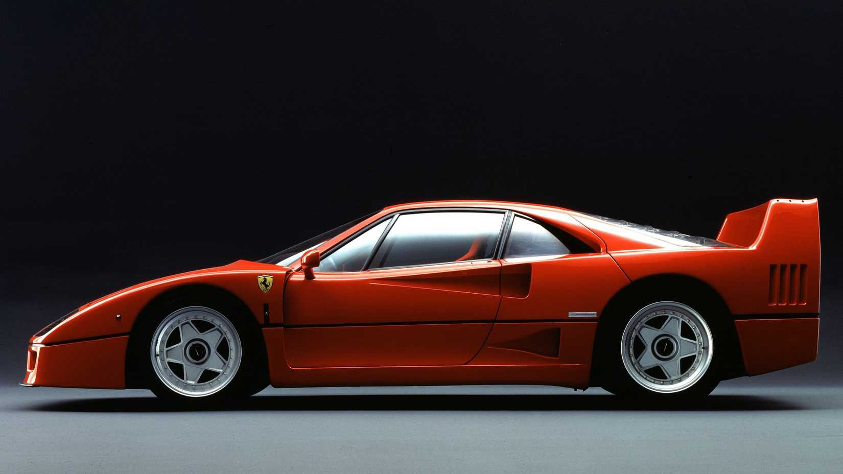 The F40 Was The First Supercar To Crack 200 MPH: It's Now Worth Millions
