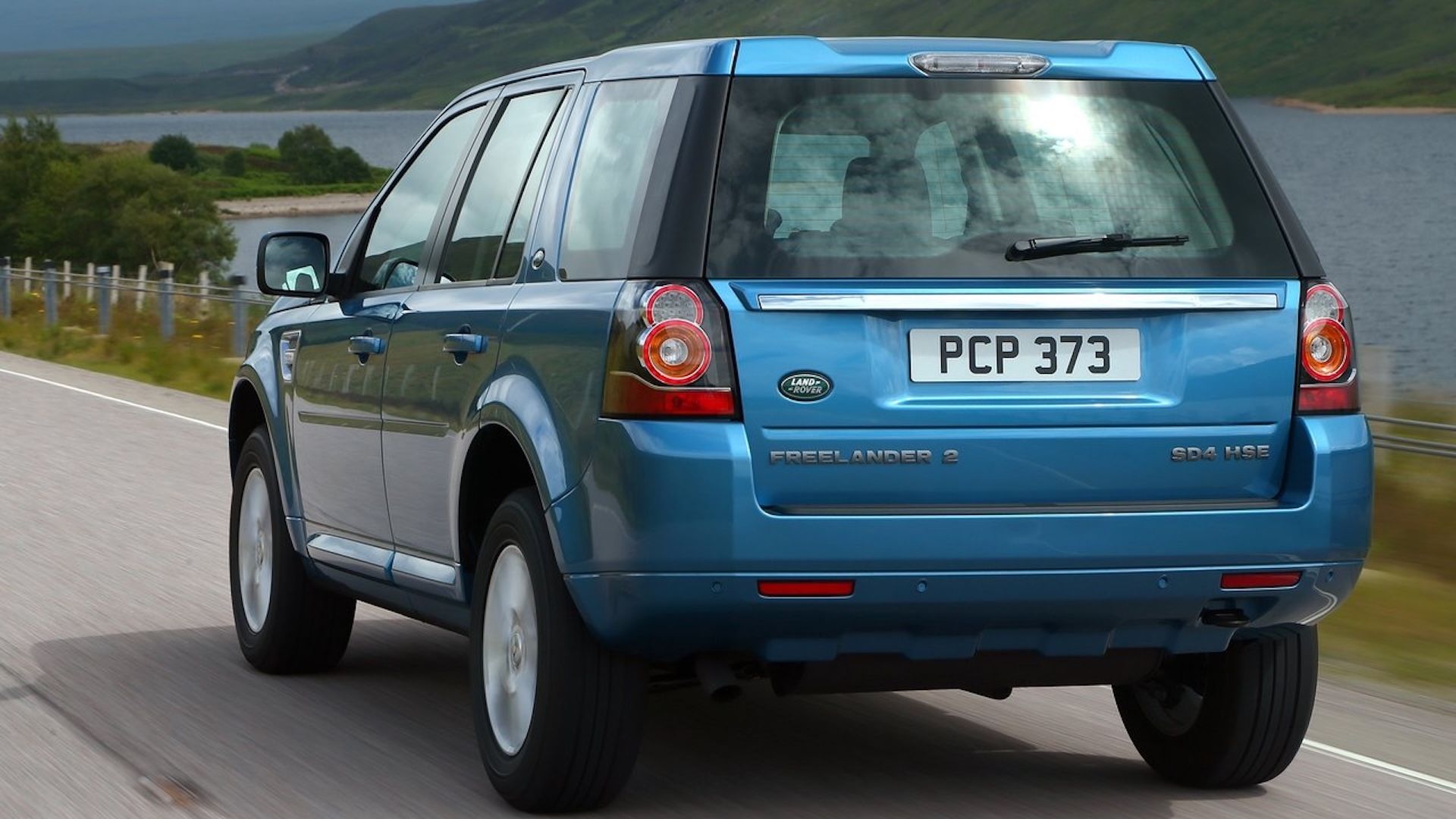 Revived Freelander's First Model Has Porsche Macan In Its Sights