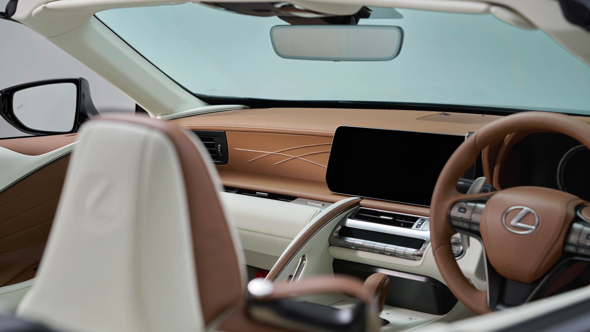 Lexus Unveils Japan-Only Pinnacle Edition For LC 500 Grand Tourer