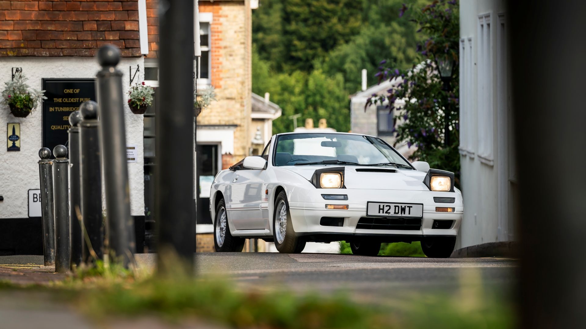 FC RX-7: The Forgotten Version of Mazda's Rotary Sports Car