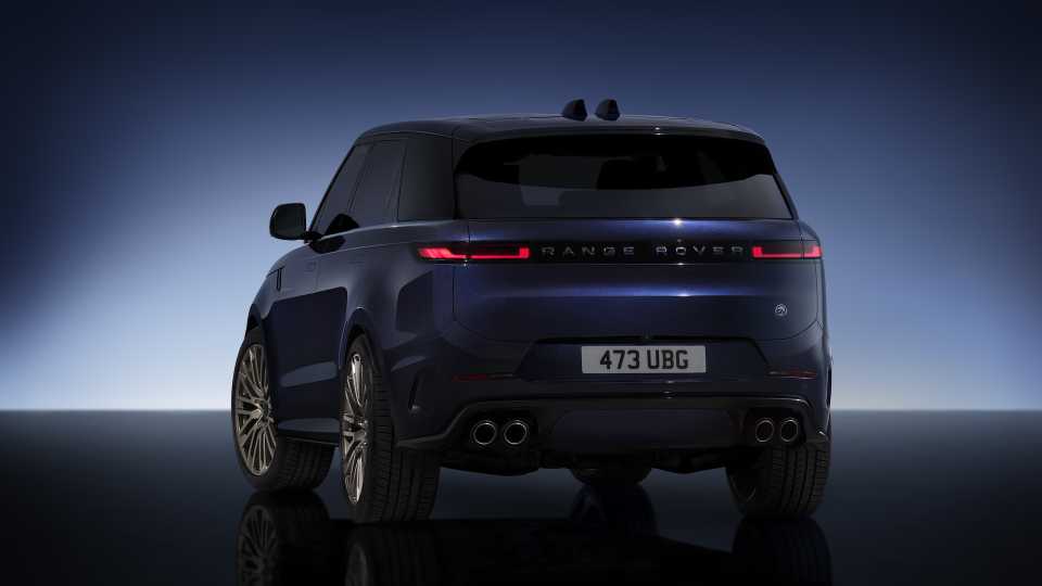 2025 Land Rover Range Rover Sport Pricing, Photos & Specs