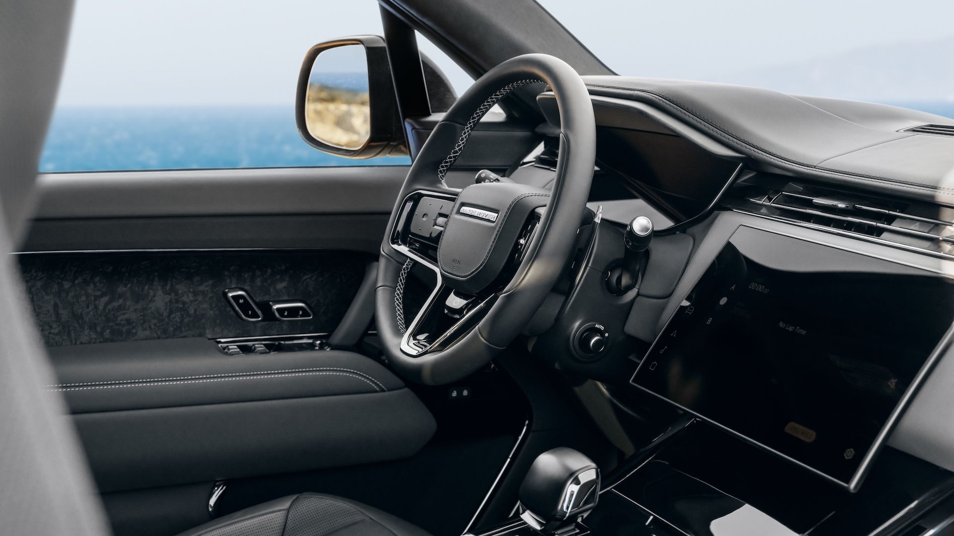 2025 Land Rover Range Rover Sport Pricing, Photos & Specs