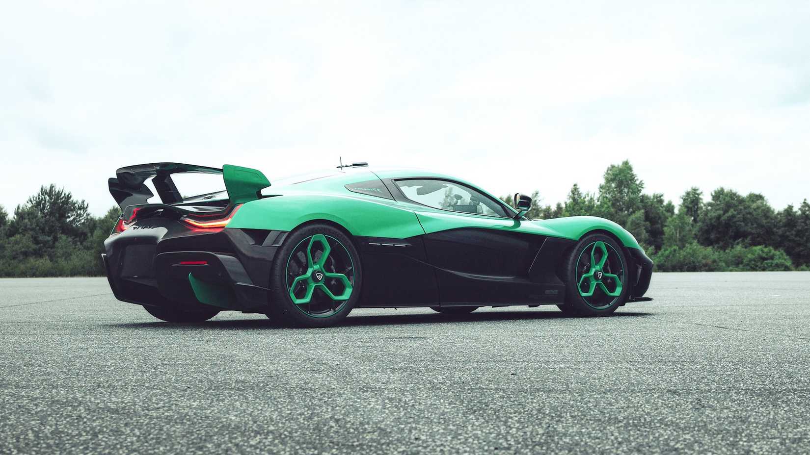 Rimac Nevera R Sets 24 Performance Records – July 2025