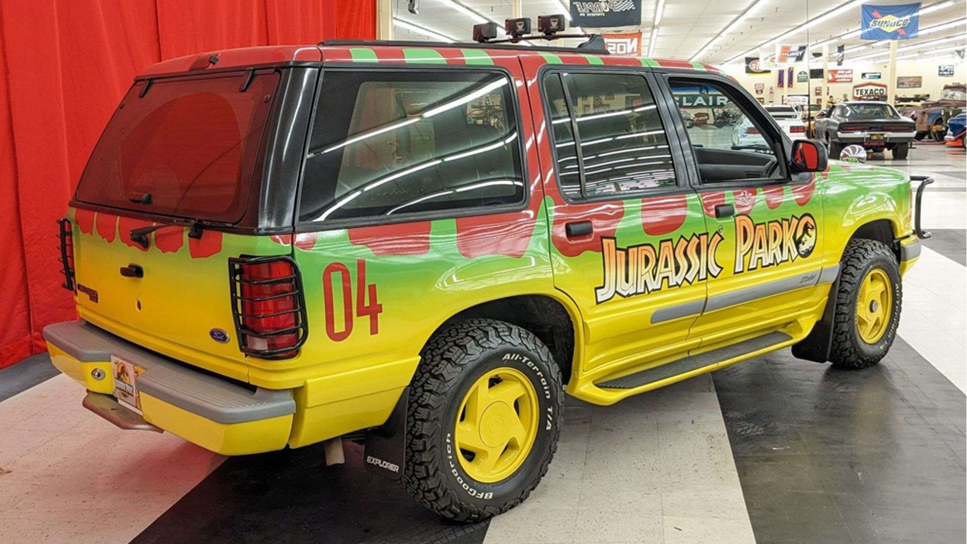 Задняя часть Ford Explorer 1994 года