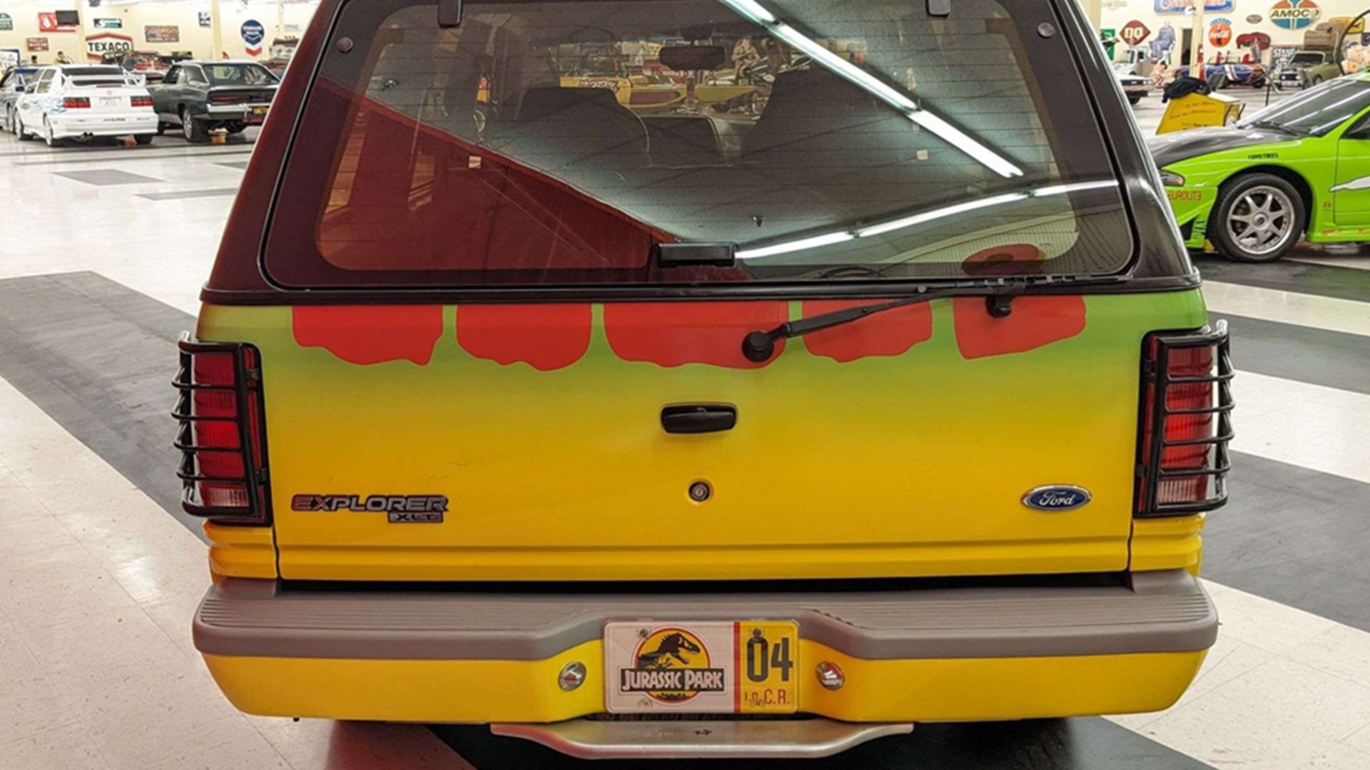 Ford Explorer V6 1994 года, вид сзади