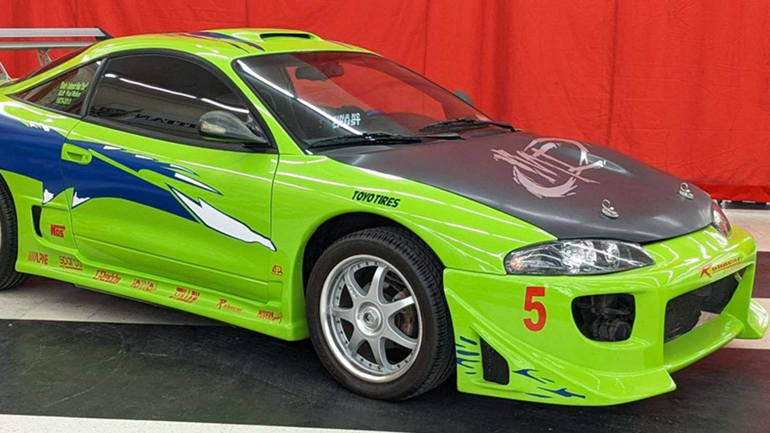 Зеленый Mitsubishi Eclipse FandF 1995 года
