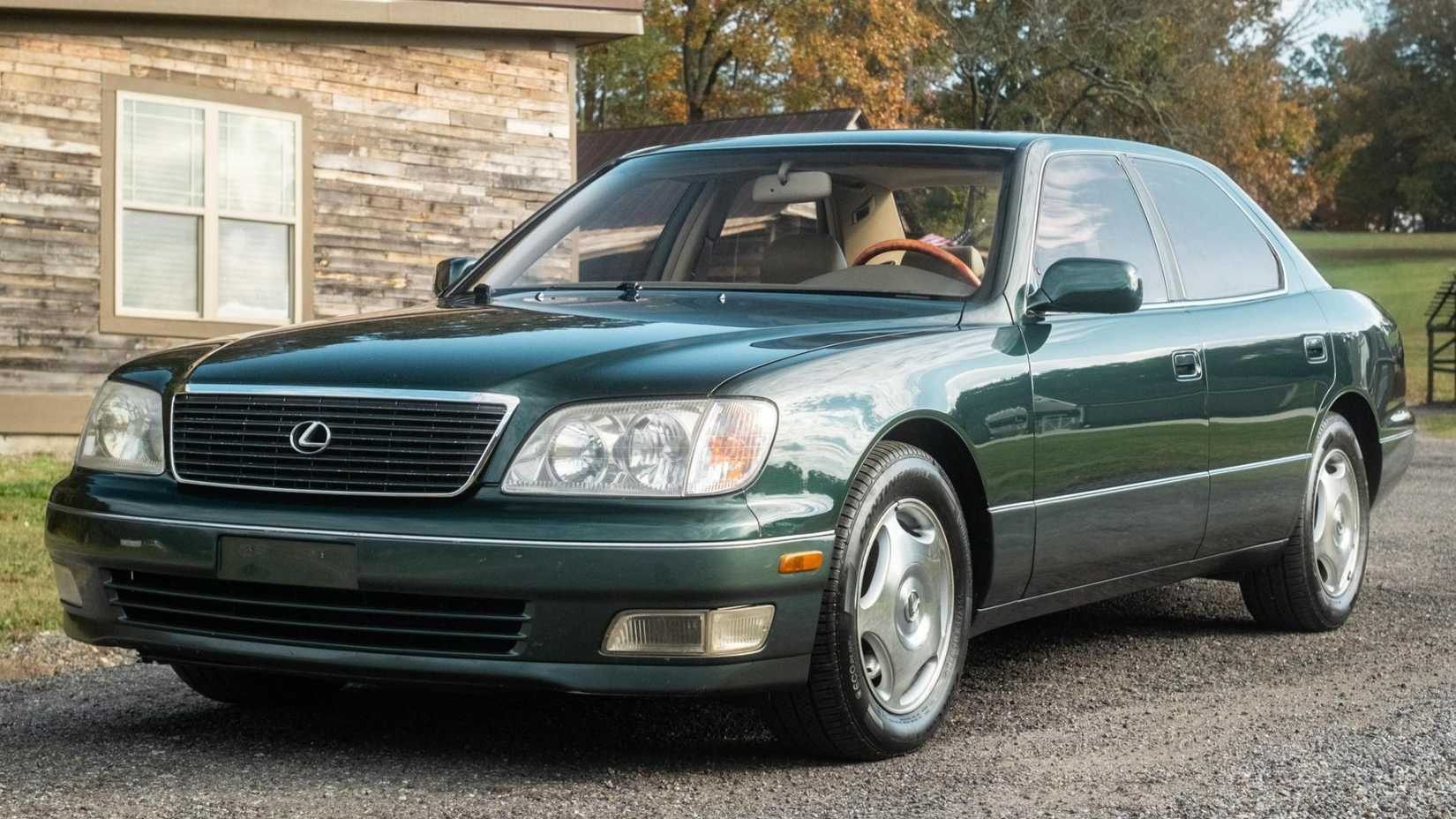 Lexus LS 400: The Reliable Luxury Sedan That Made History Is A Great ...