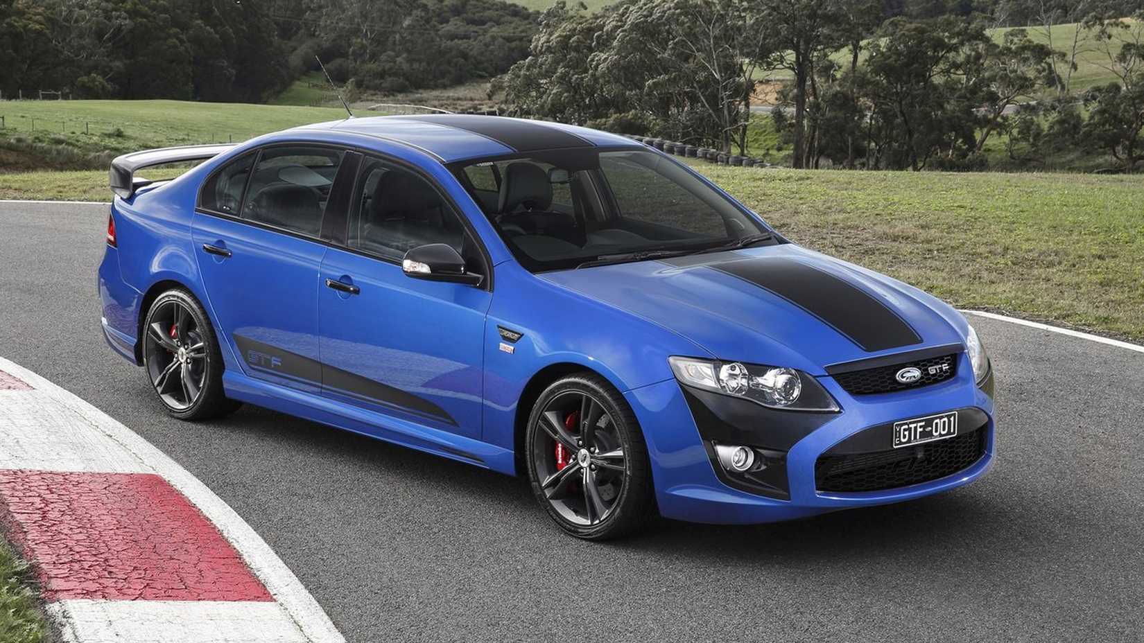 2014 FPV GT F 351 Front 3/4 View