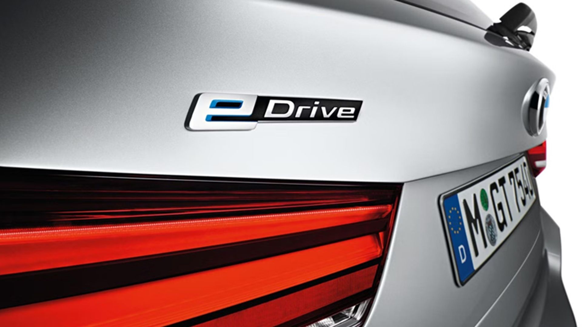 BMW’s Used Hybrid X5 is The Cheapest Plug-In Hybrid In 2025