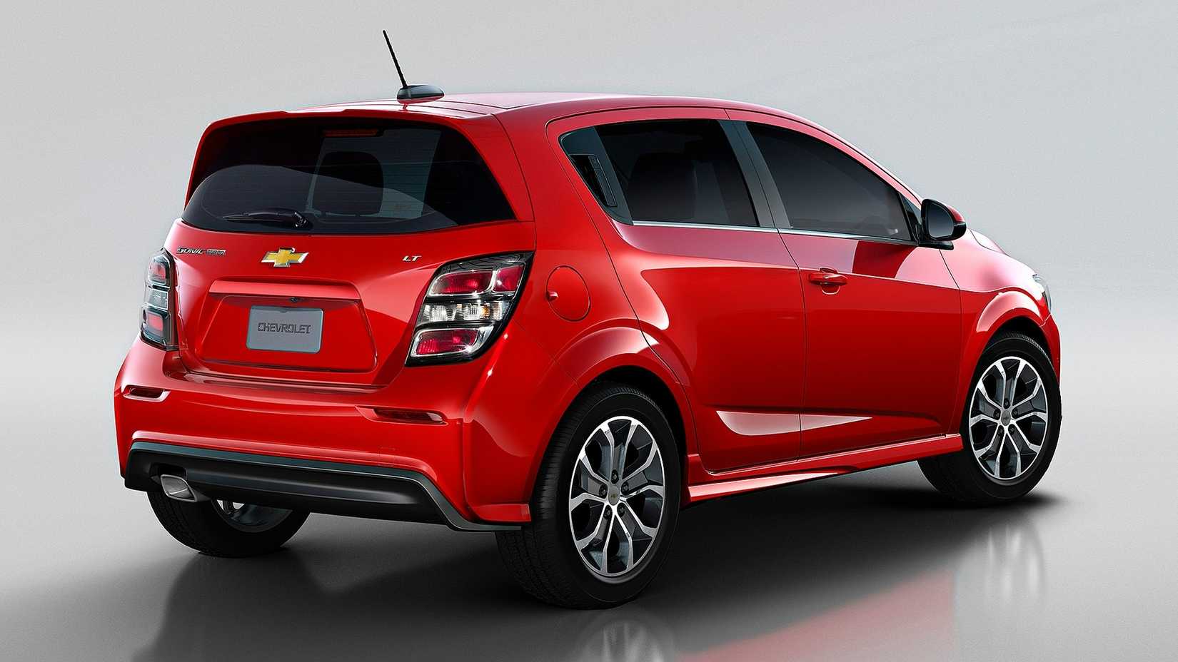 2017_chevrolet_sonic_rear1