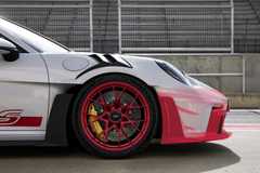 2025 Porsche 911 GT3 RS front bumper side view new design overlay